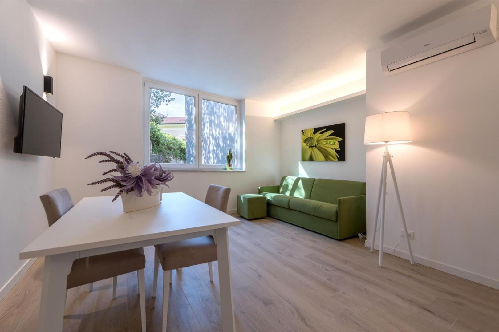 One-Bedroom Apartment - Photo 13