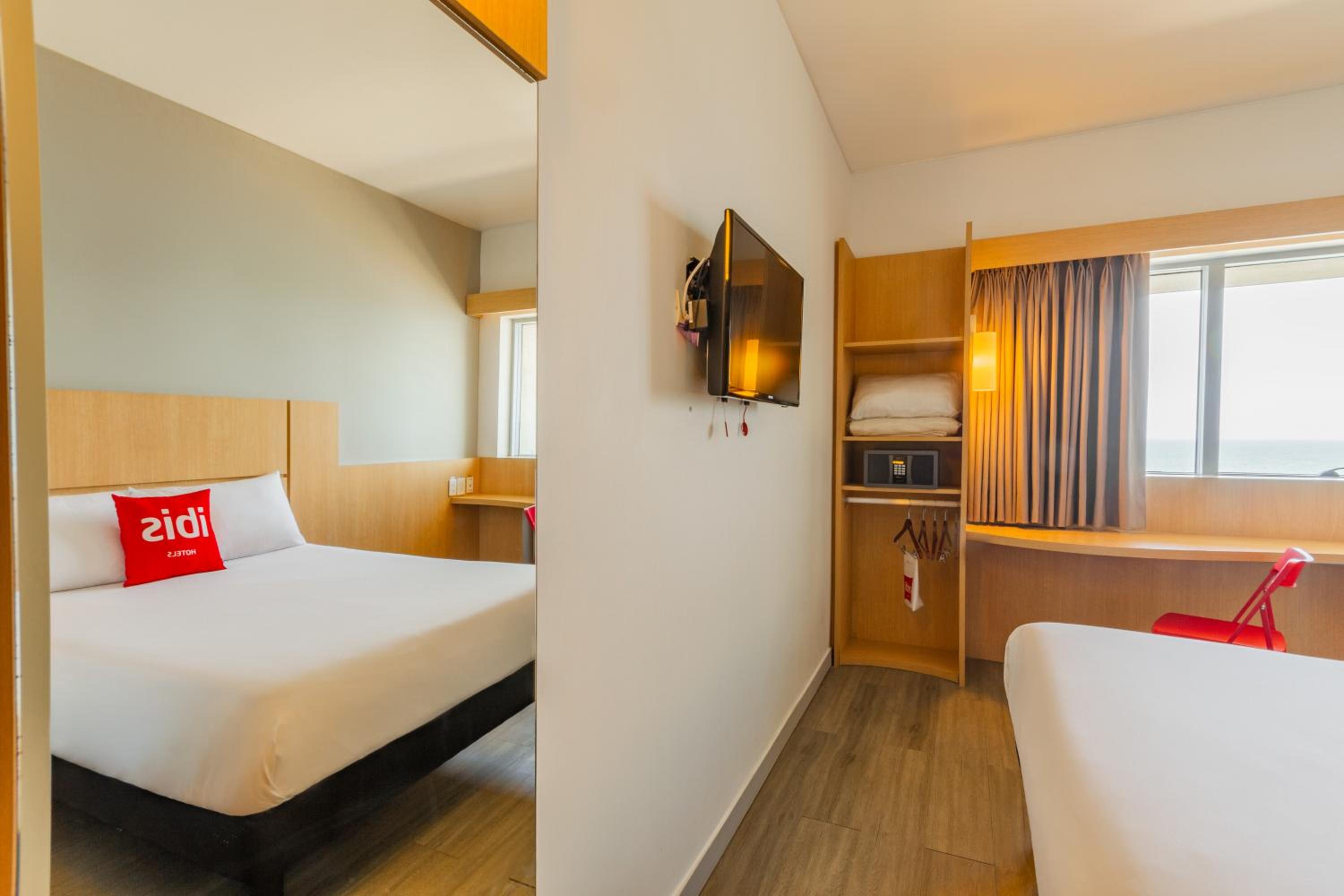 Standard Room with Double Bed and Sea View photo 3