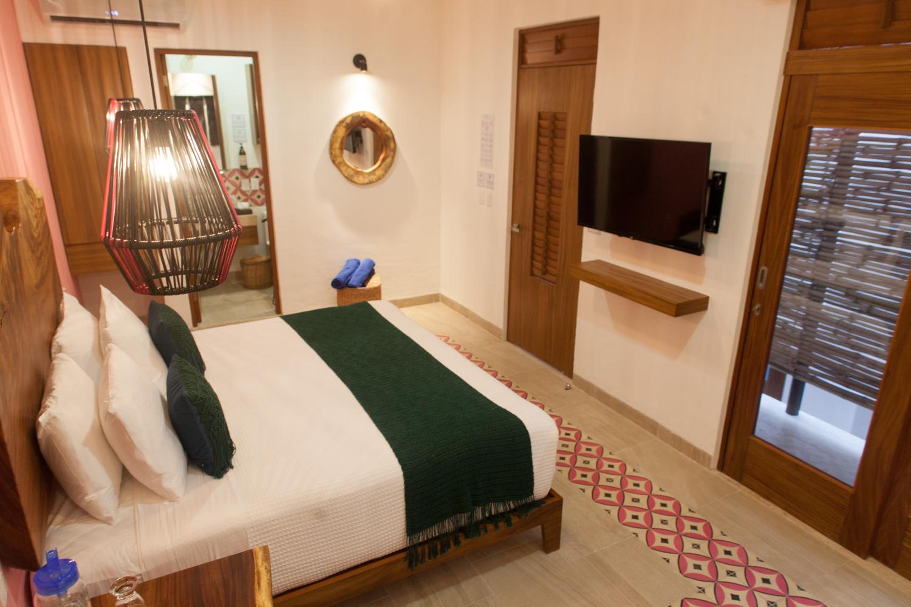 Superior Queen Room