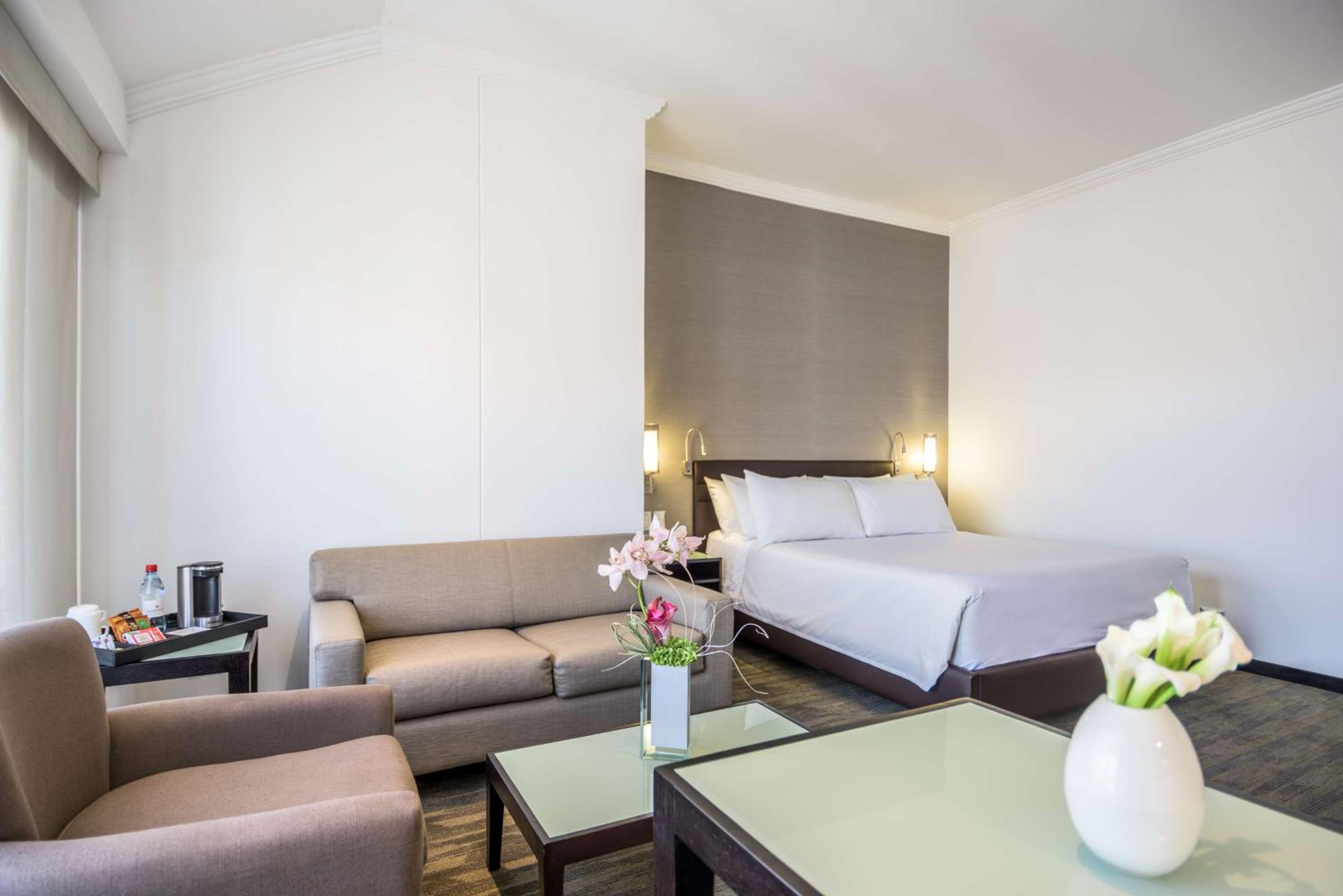 Premium Double or Twin Room - Photo 2