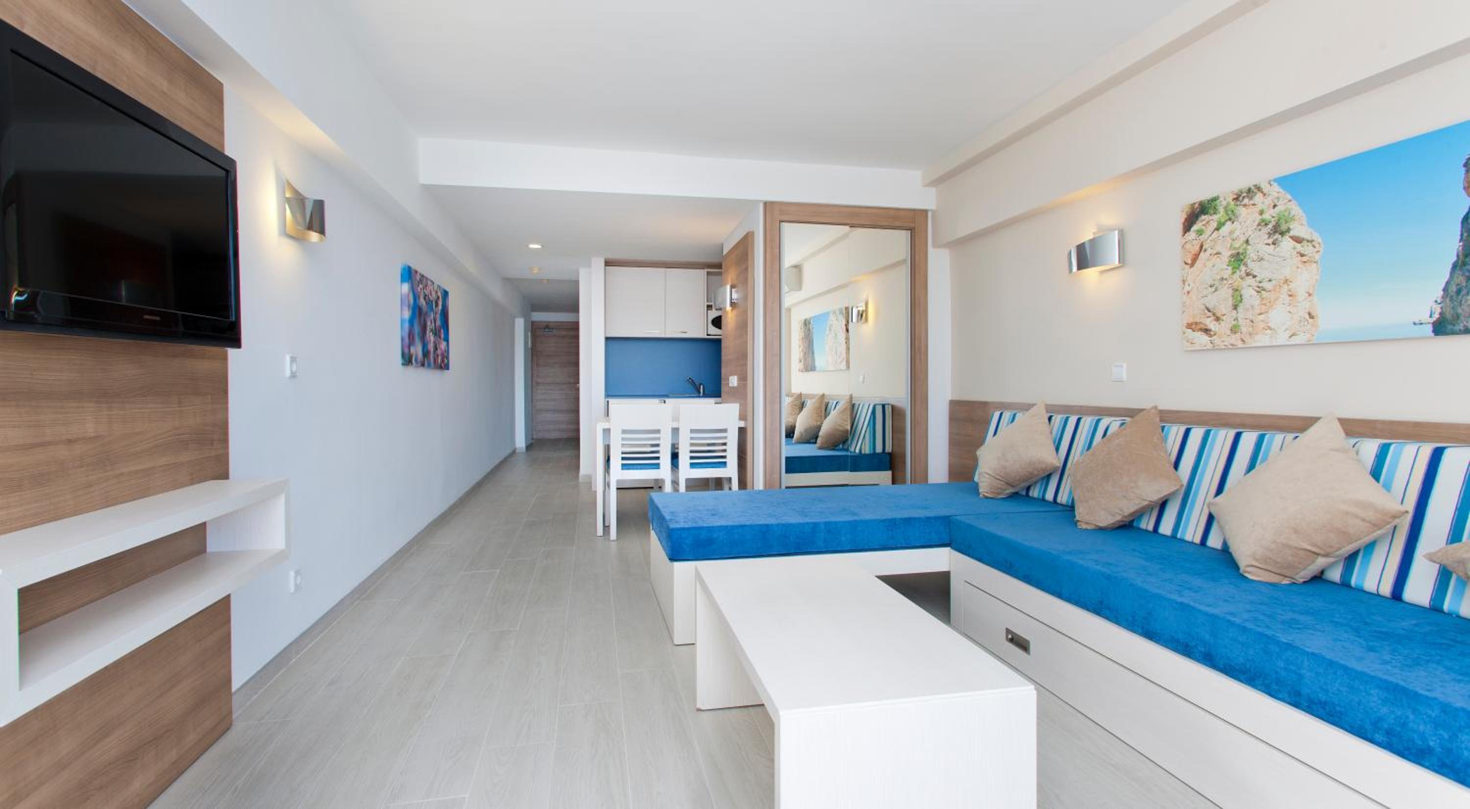 Apartamento de una habitación con vista al mar (4 adultos)