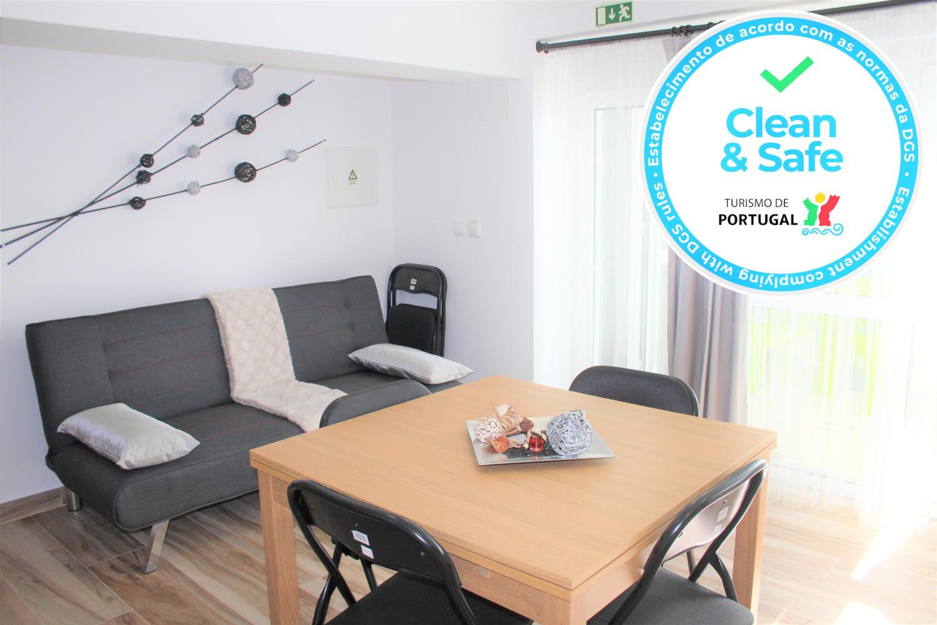 Studio Apartment photo 3