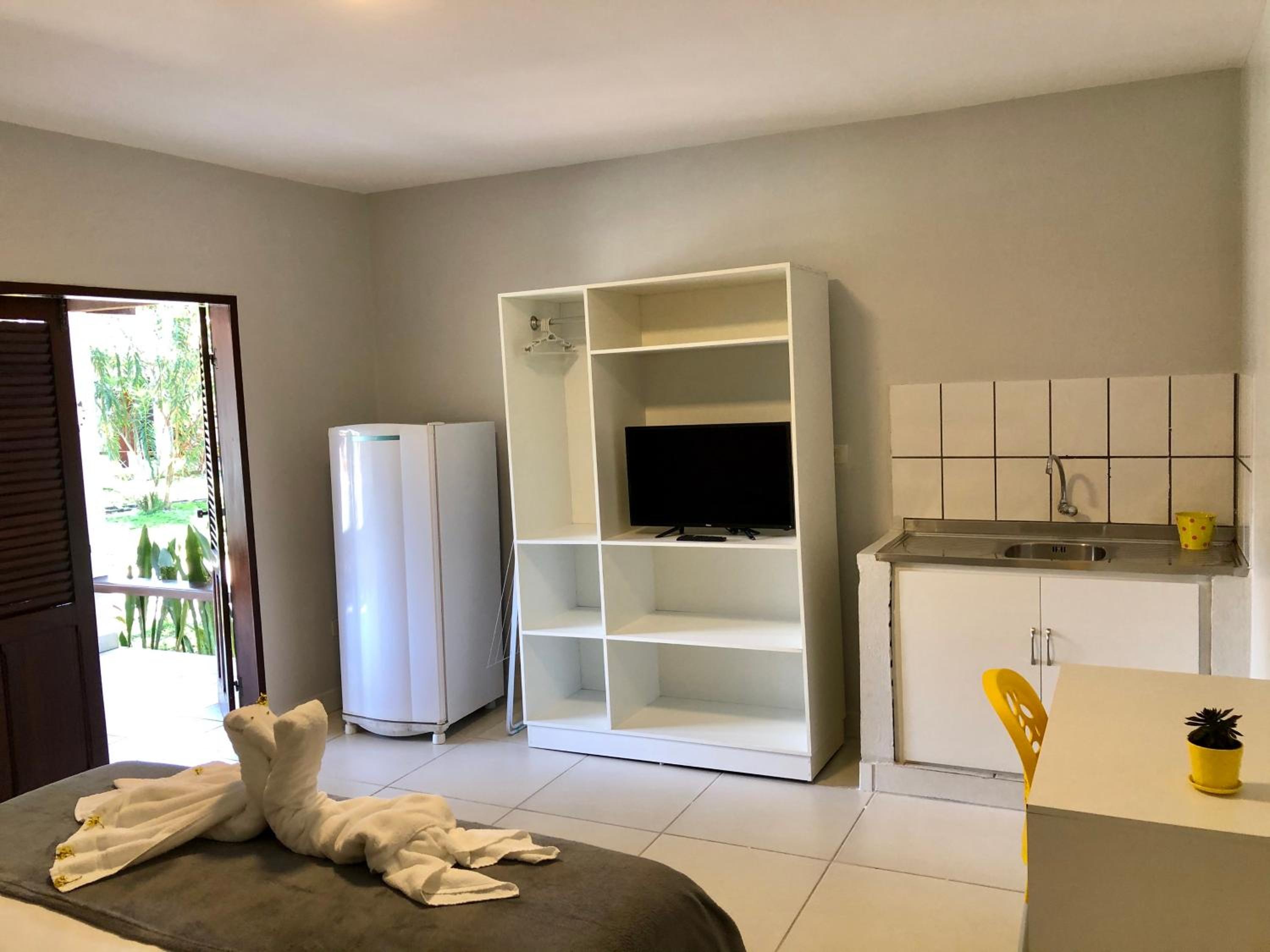 Suite with Balcony - Photo 4