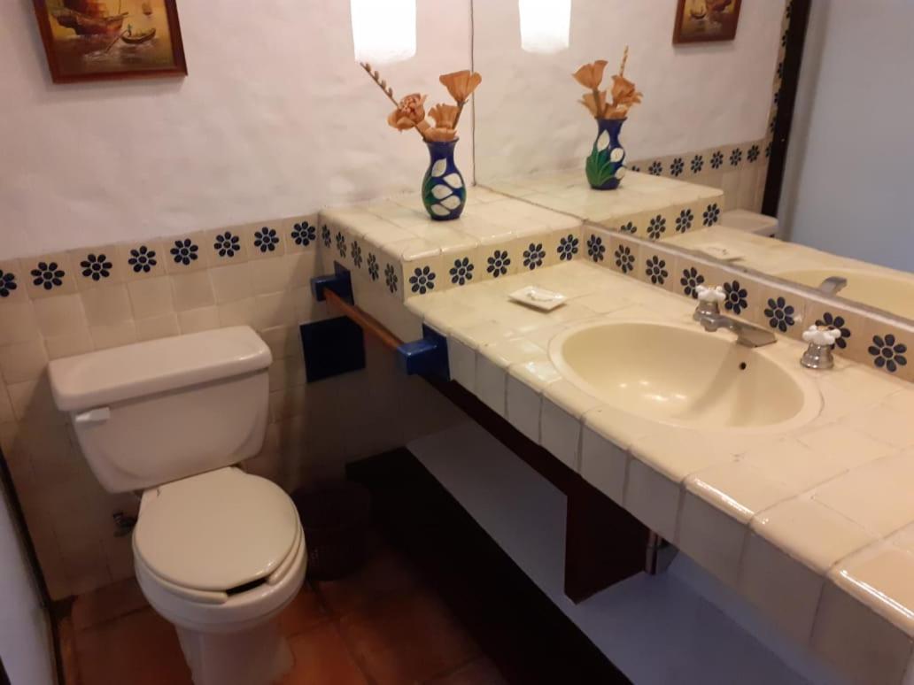 Two-Bedroom Villa - Photo 13