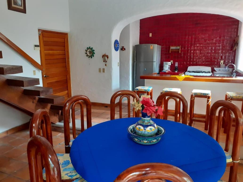 Two-Bedroom Villa - Photo 9
