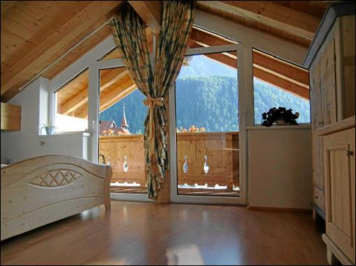 Studio with Balcony photo 1