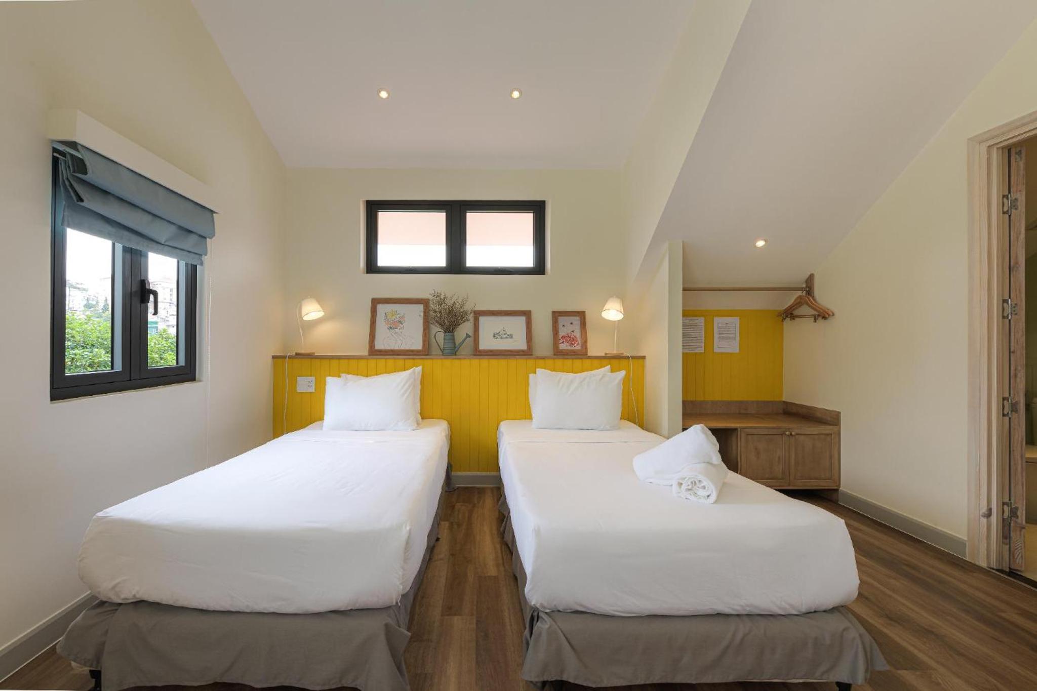 Deluxe Double or Twin Room with City View - Photo 7