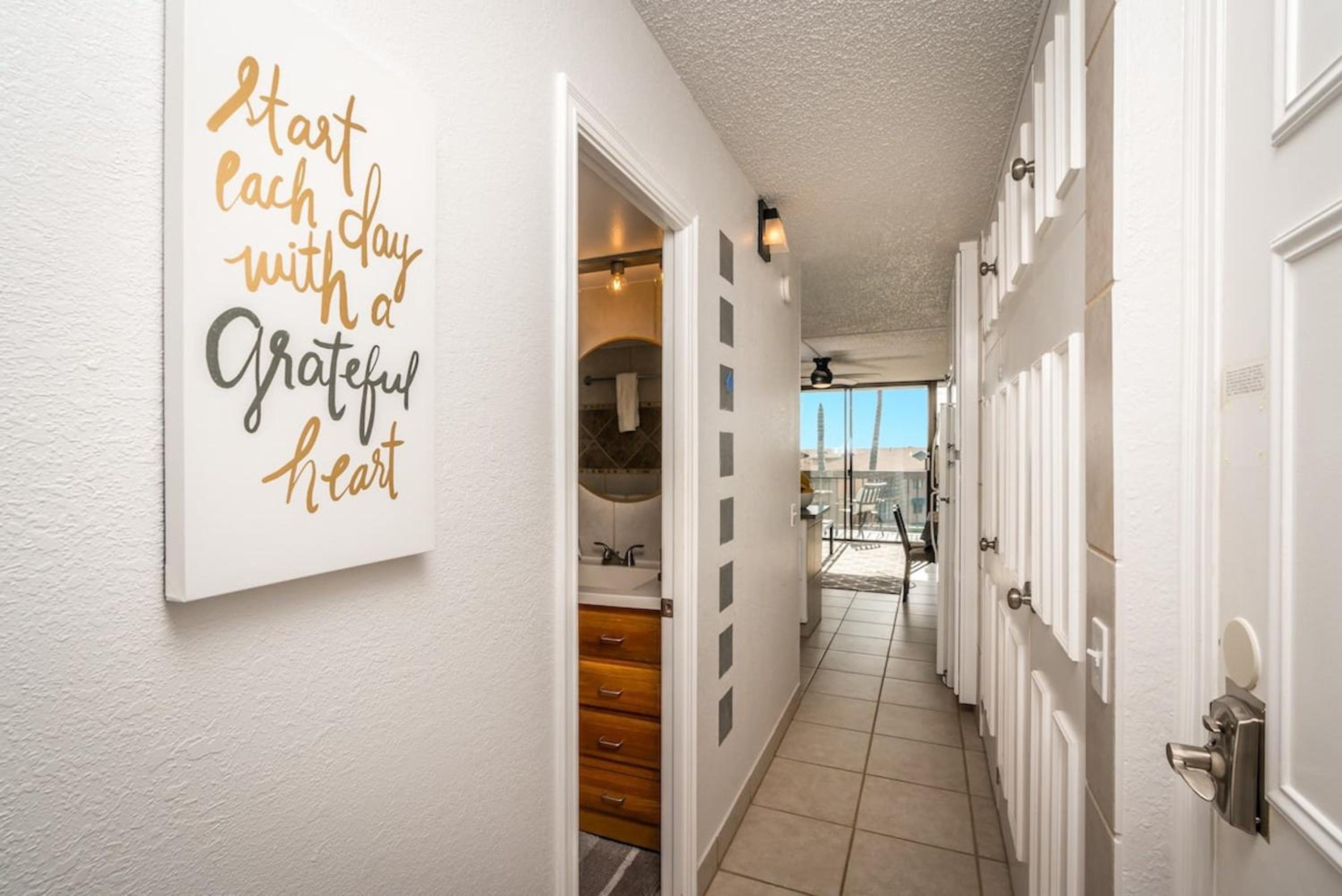 One-Bedroom Apartment - Photo 11
