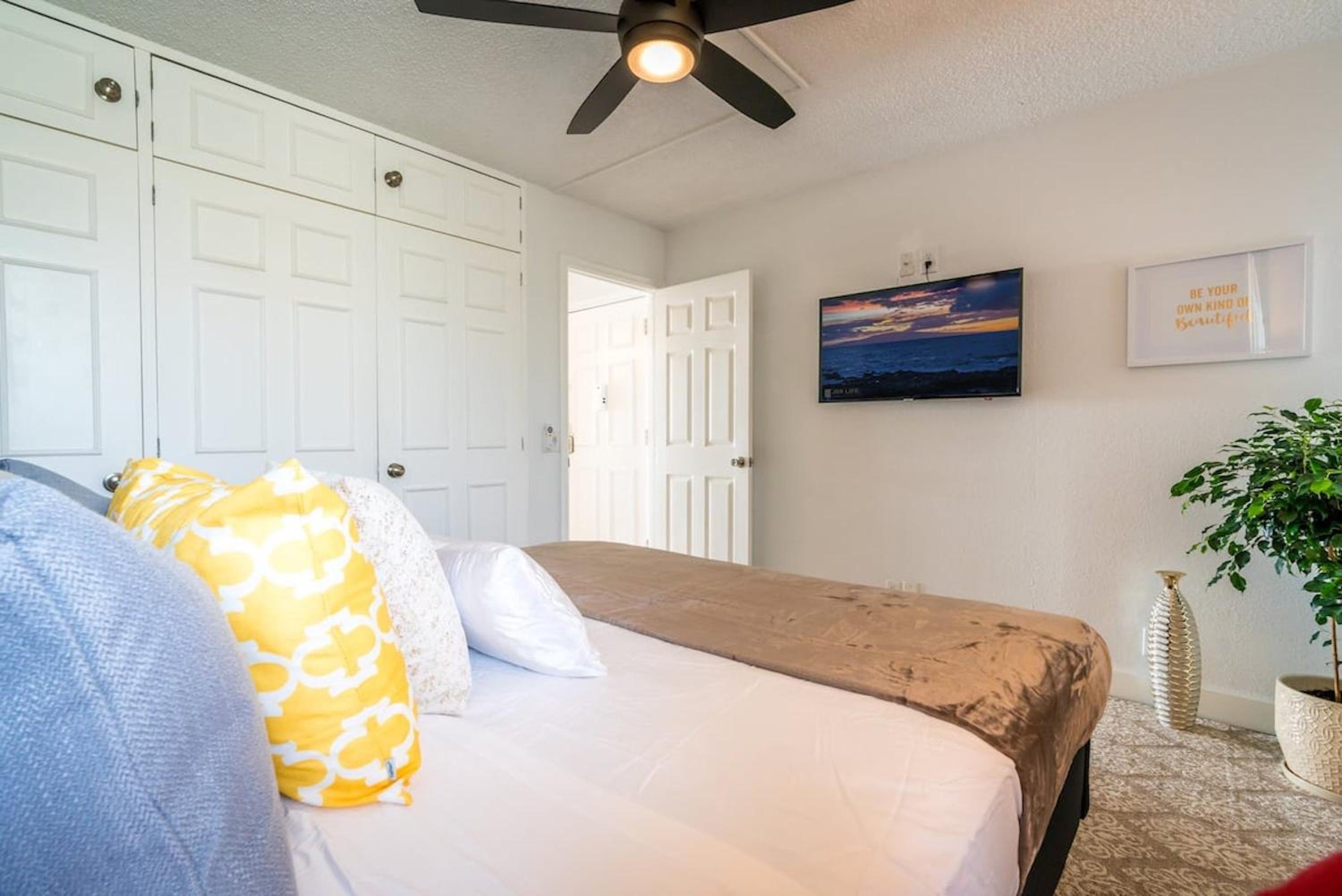 One-Bedroom Apartment - Photo 7