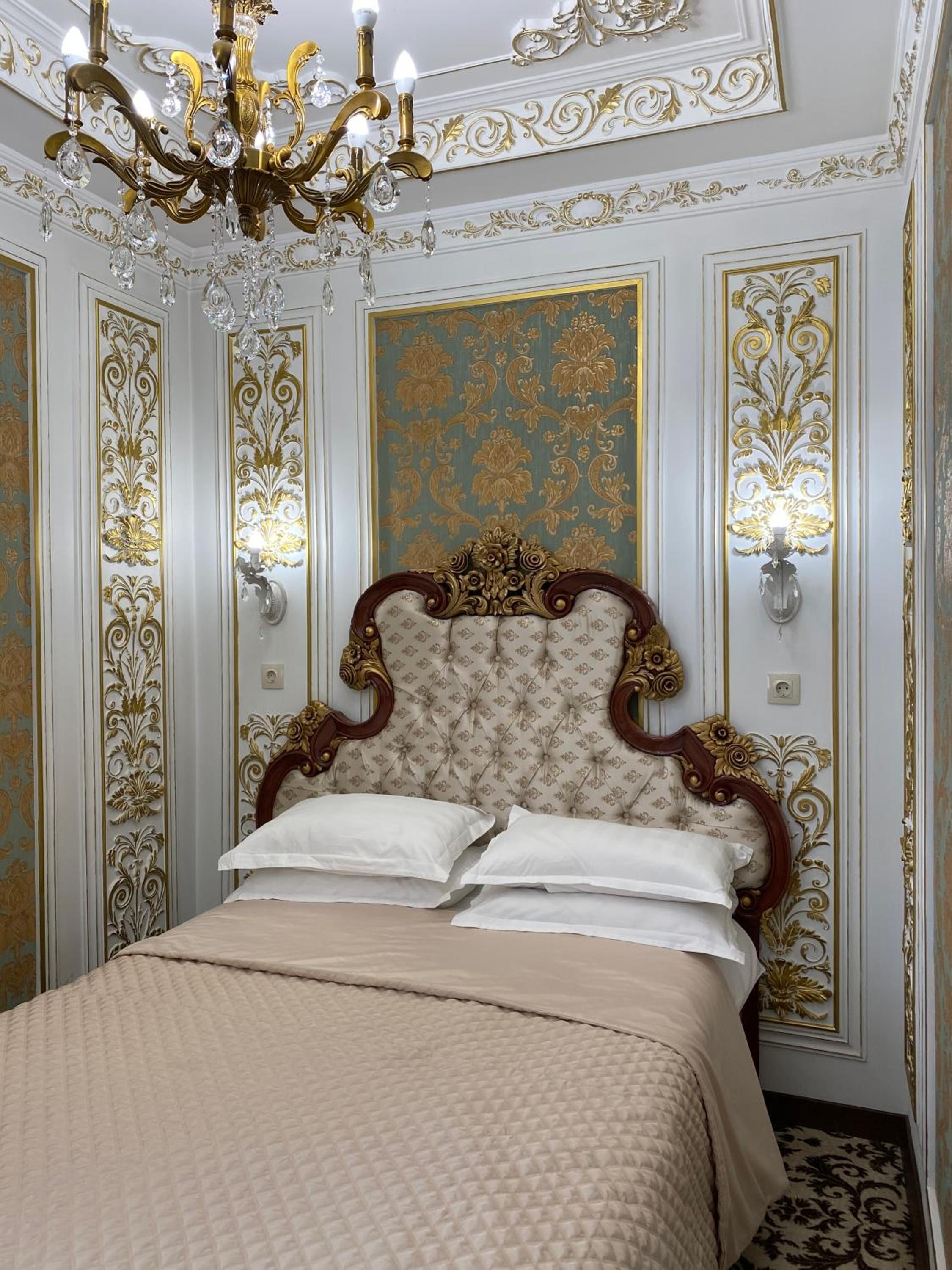Deluxe Family Suite photo 2