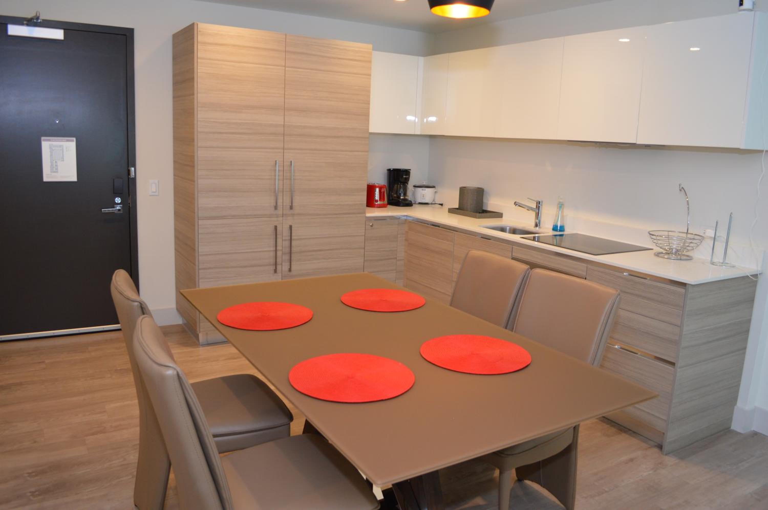 Junior Suite with Balcony photo 2