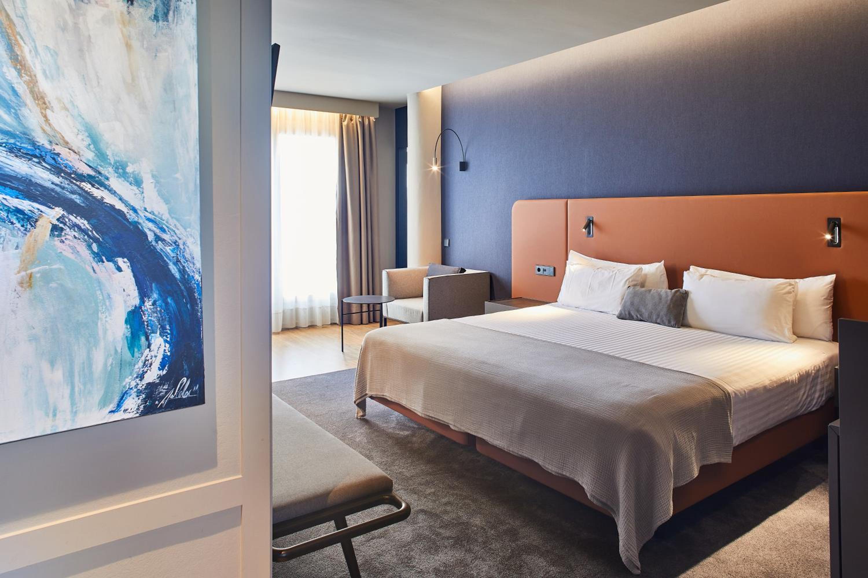 Deluxe Double or Twin Room with Terrace photo 2