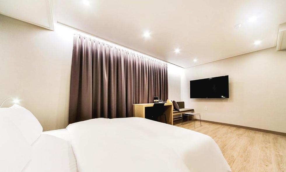 Deluxe Double Room - Photo 5