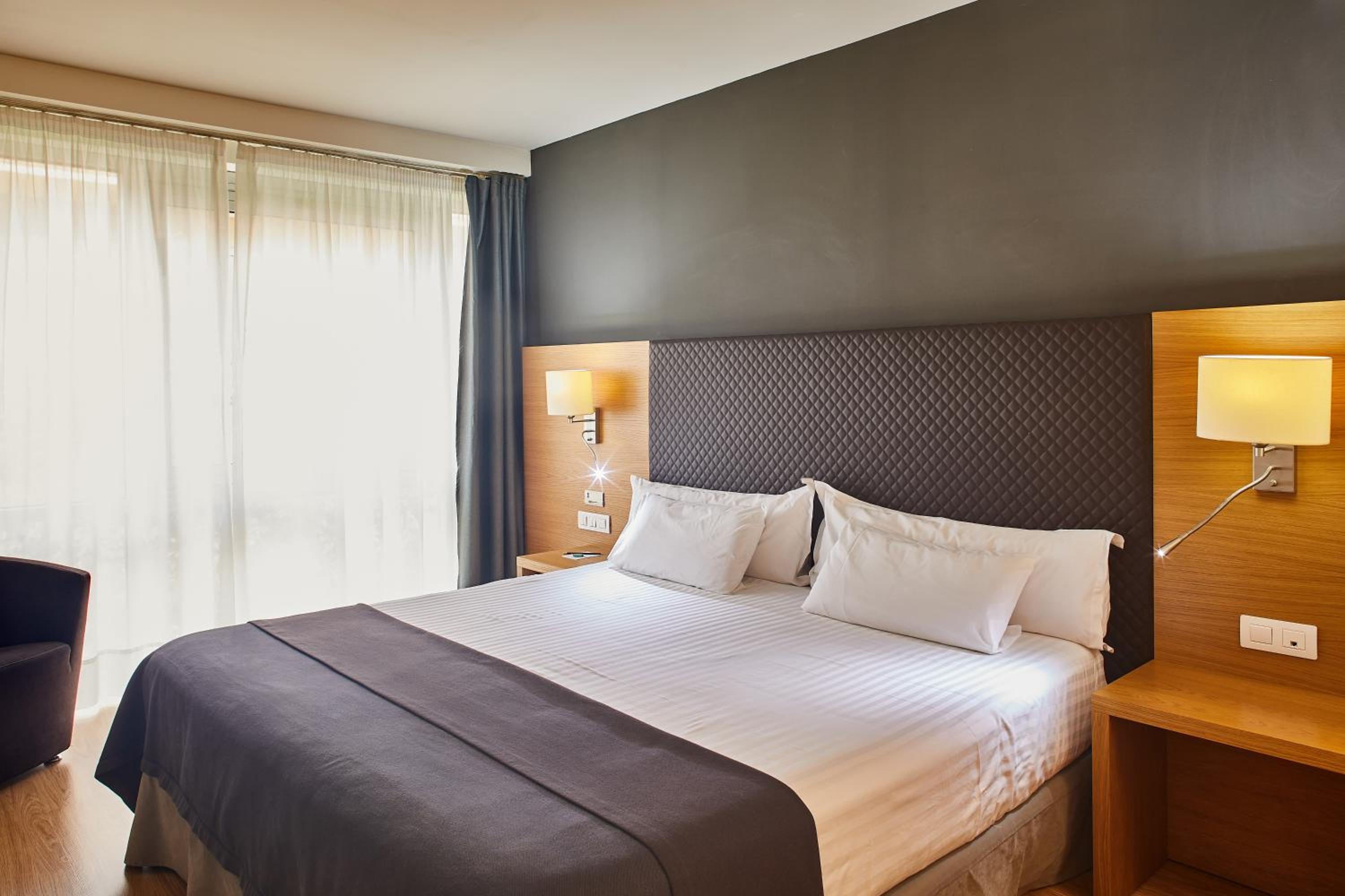 Habitación Doble Estándar o con Dos Camas Individuales.