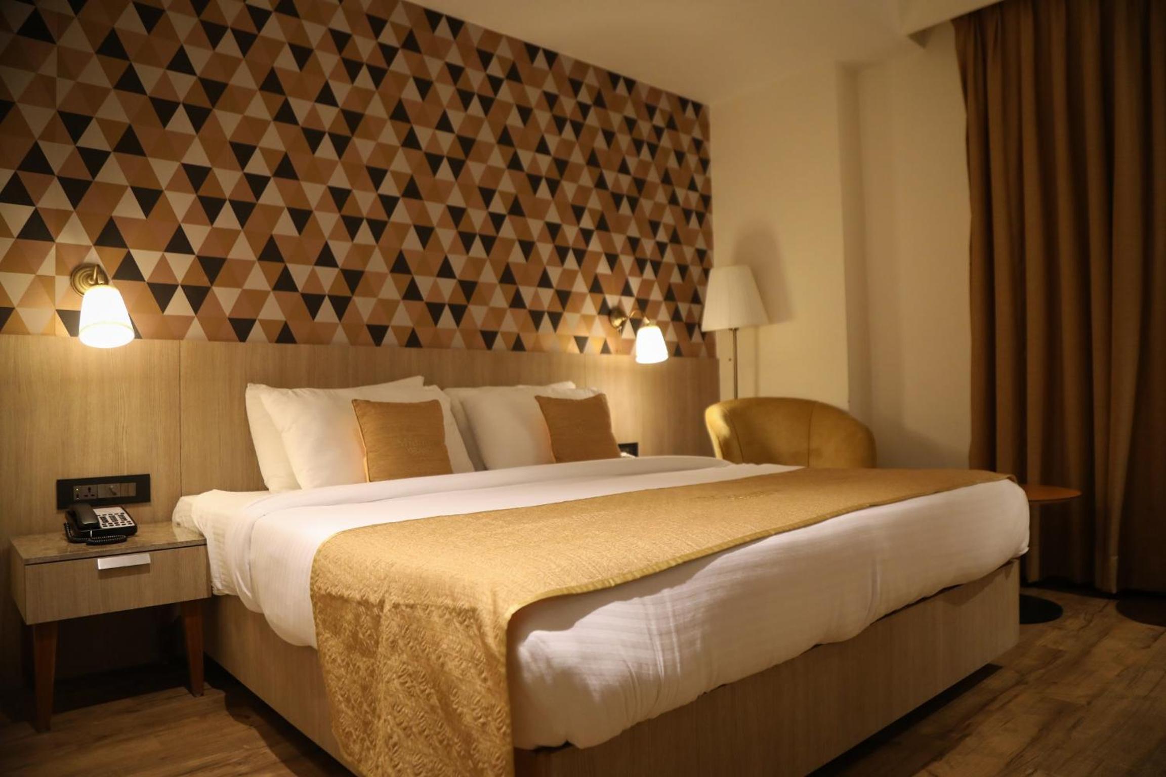Standard Double Room - Photo 4