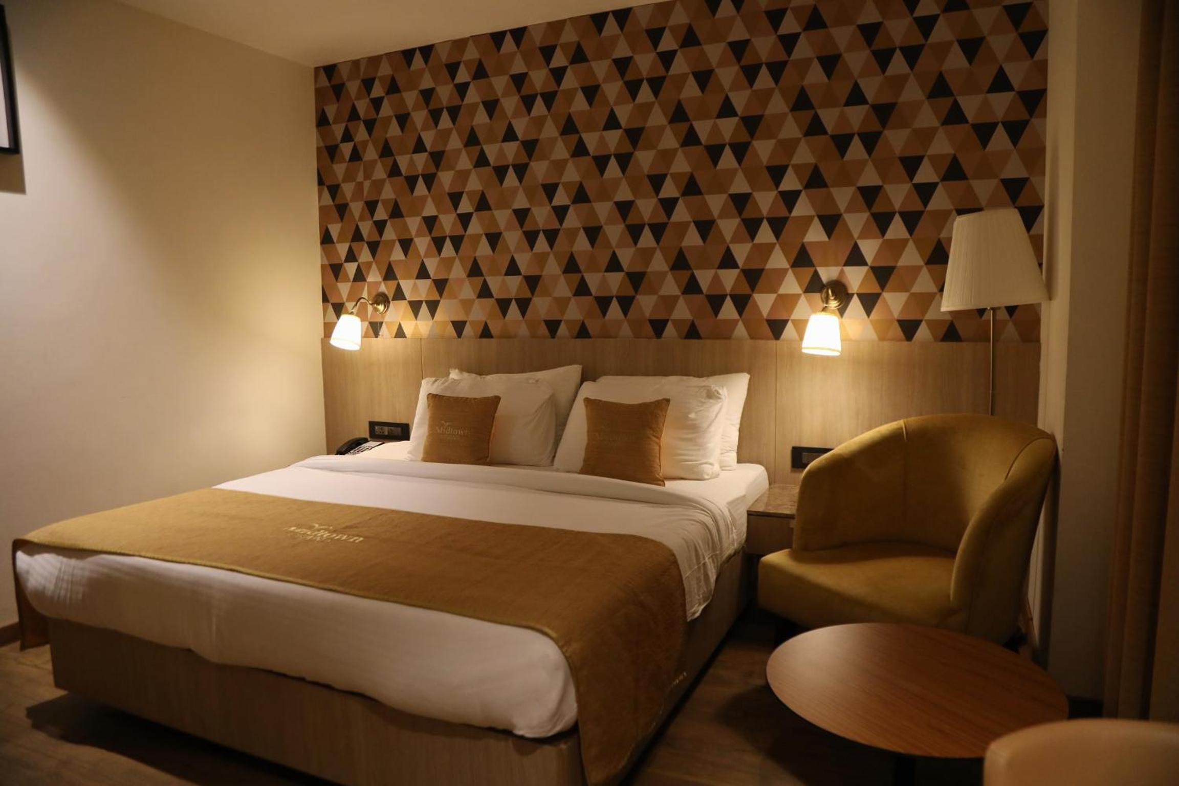 Standard Double Room - Photo 2