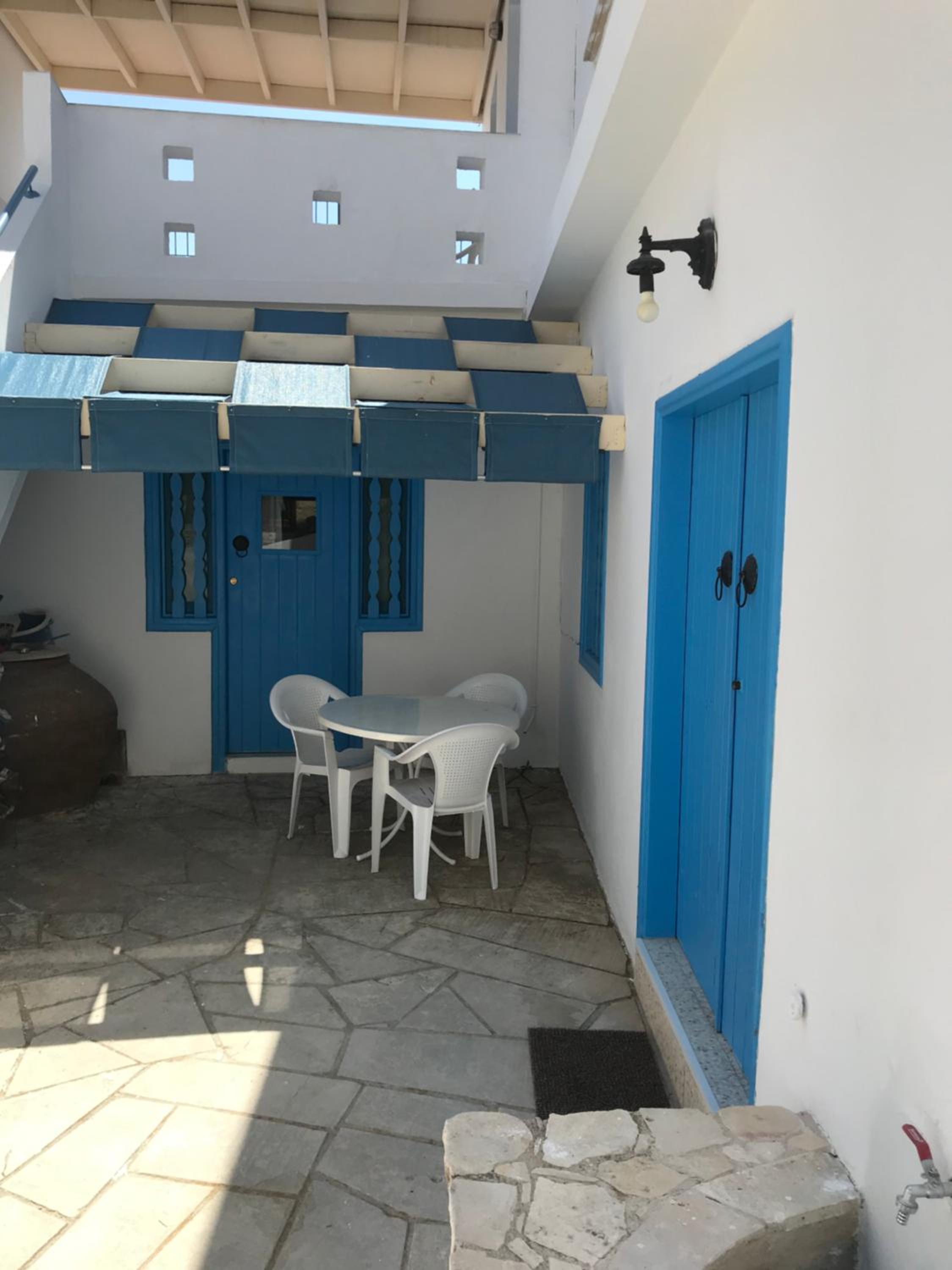 One Bedroom Cottage with Fireplace photo 2