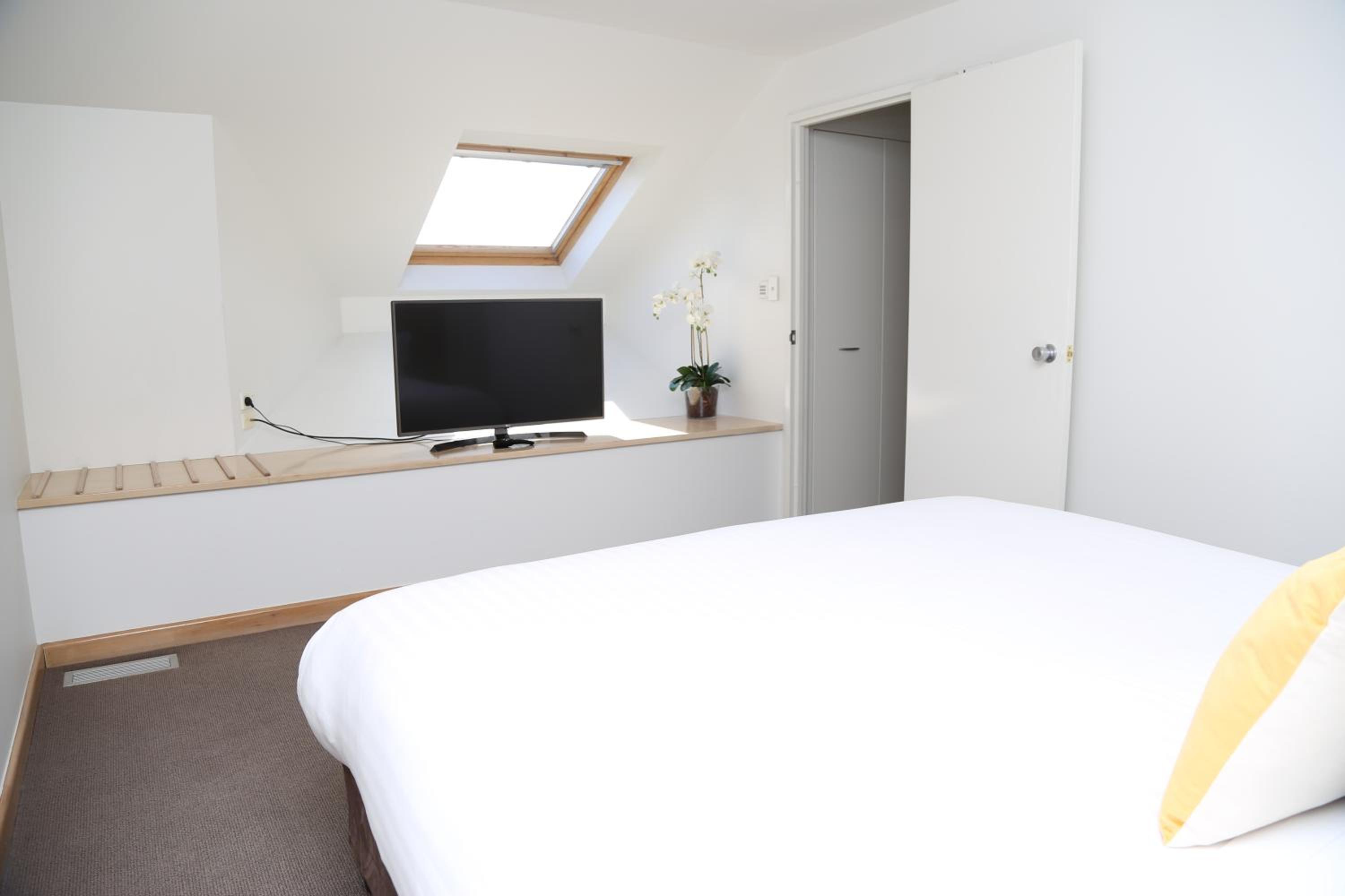 Executive Spa Suite - Photo 7