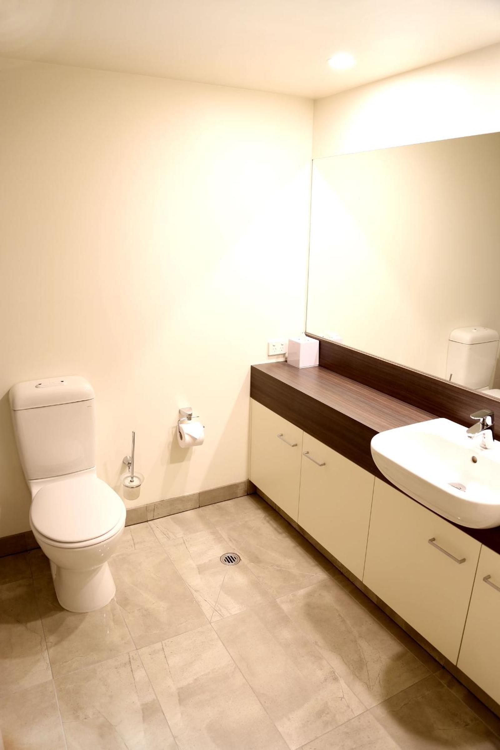 2 Bedroom Deluxe Apartment  - Photo 8