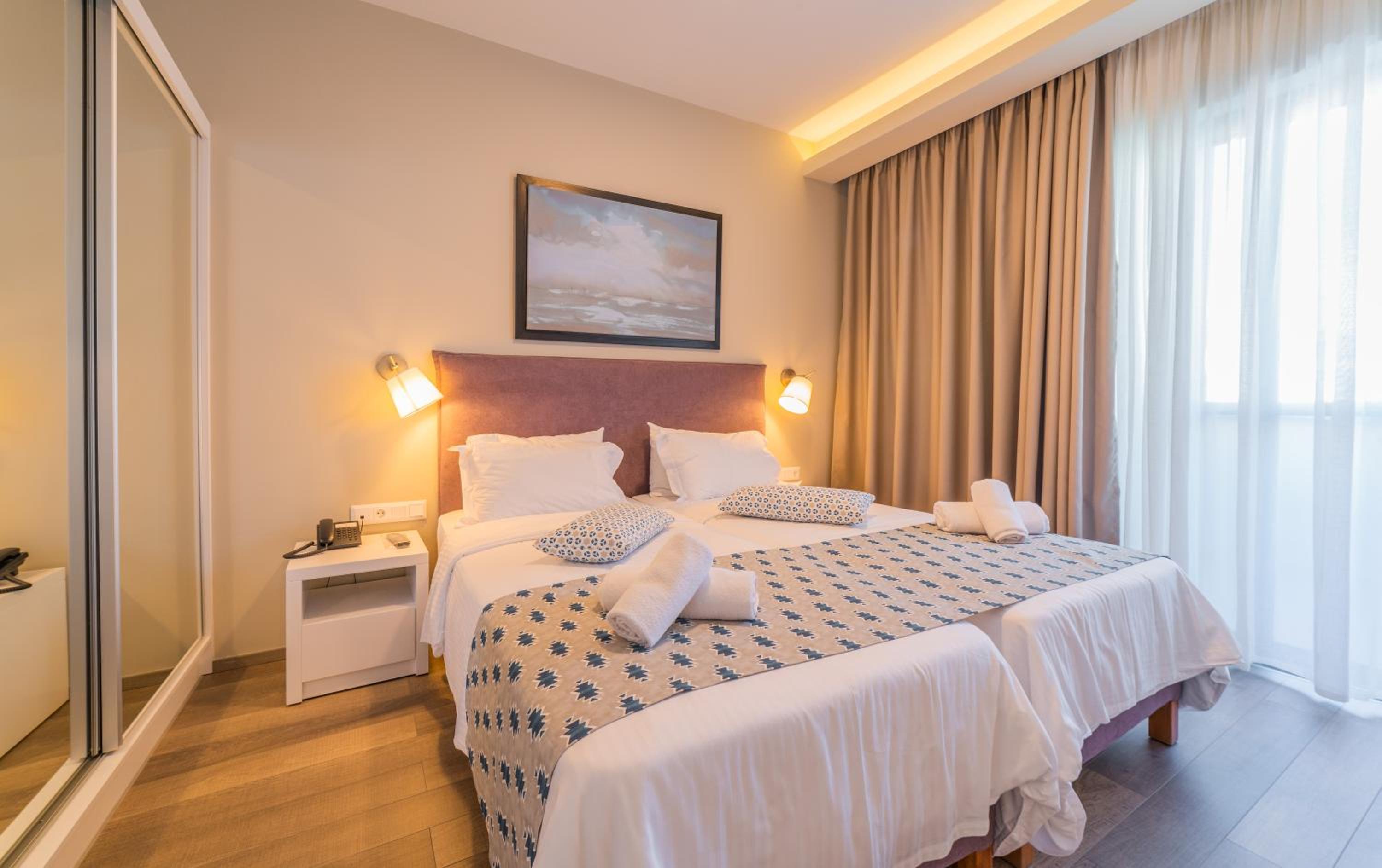 One-Bedroom Apartment thumbnail 5