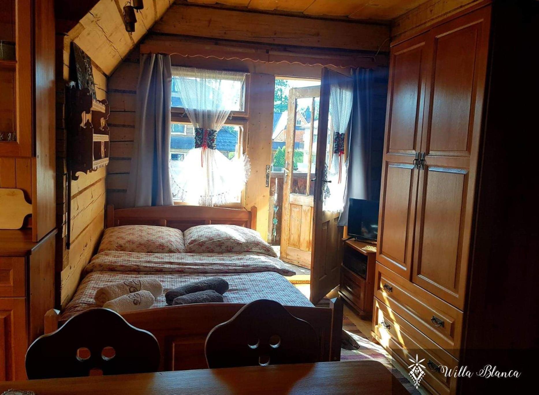Double Room with Balcony - Photo 1
