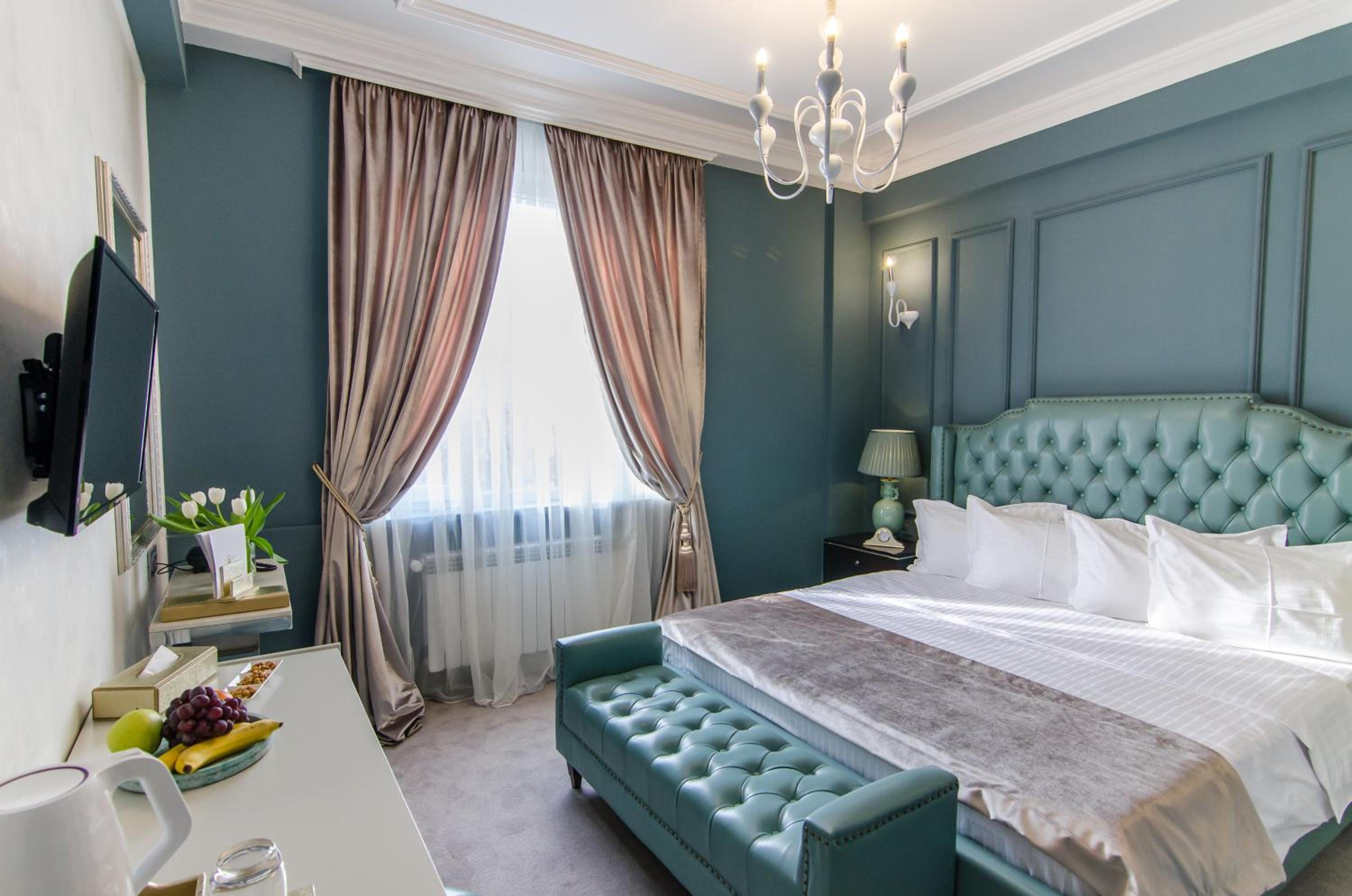 Deluxe King Room - Photo 5