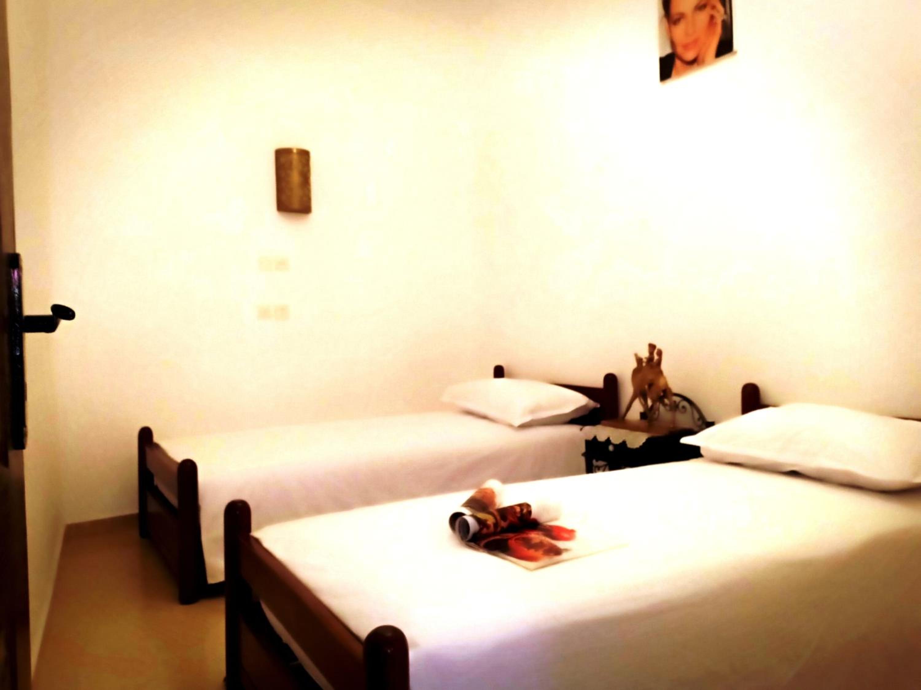Two-Bedroom Apartment - Photo 23
