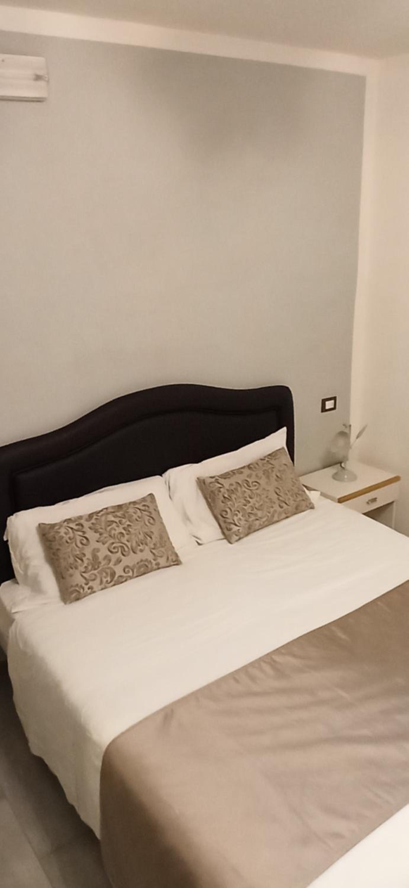 Quadruple Room - Photo 1