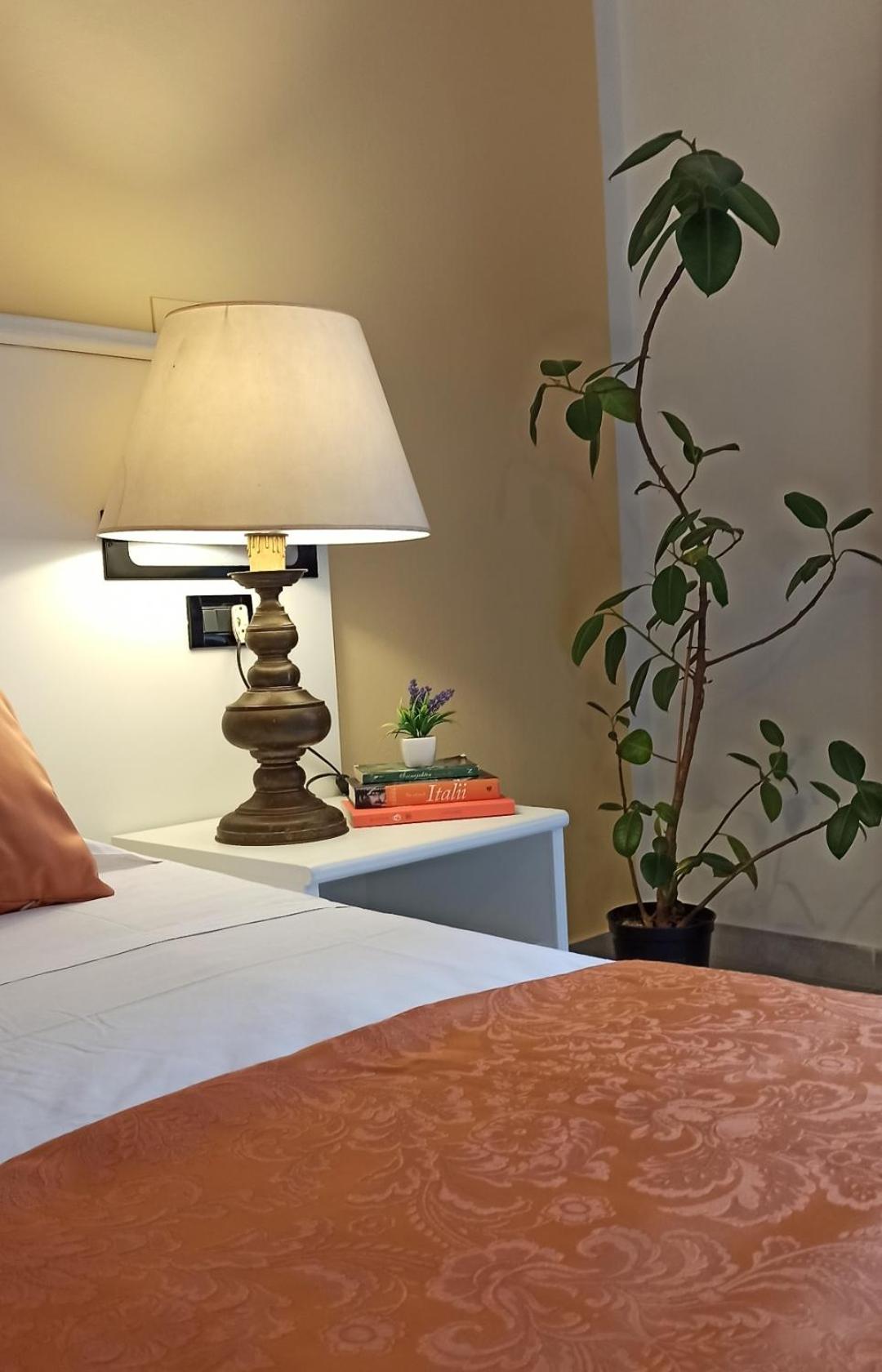 Double or Twin Room - Photo 7