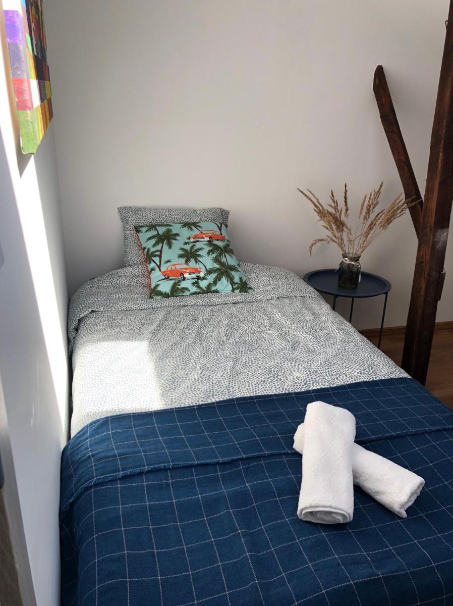 Small Single Room photo 1