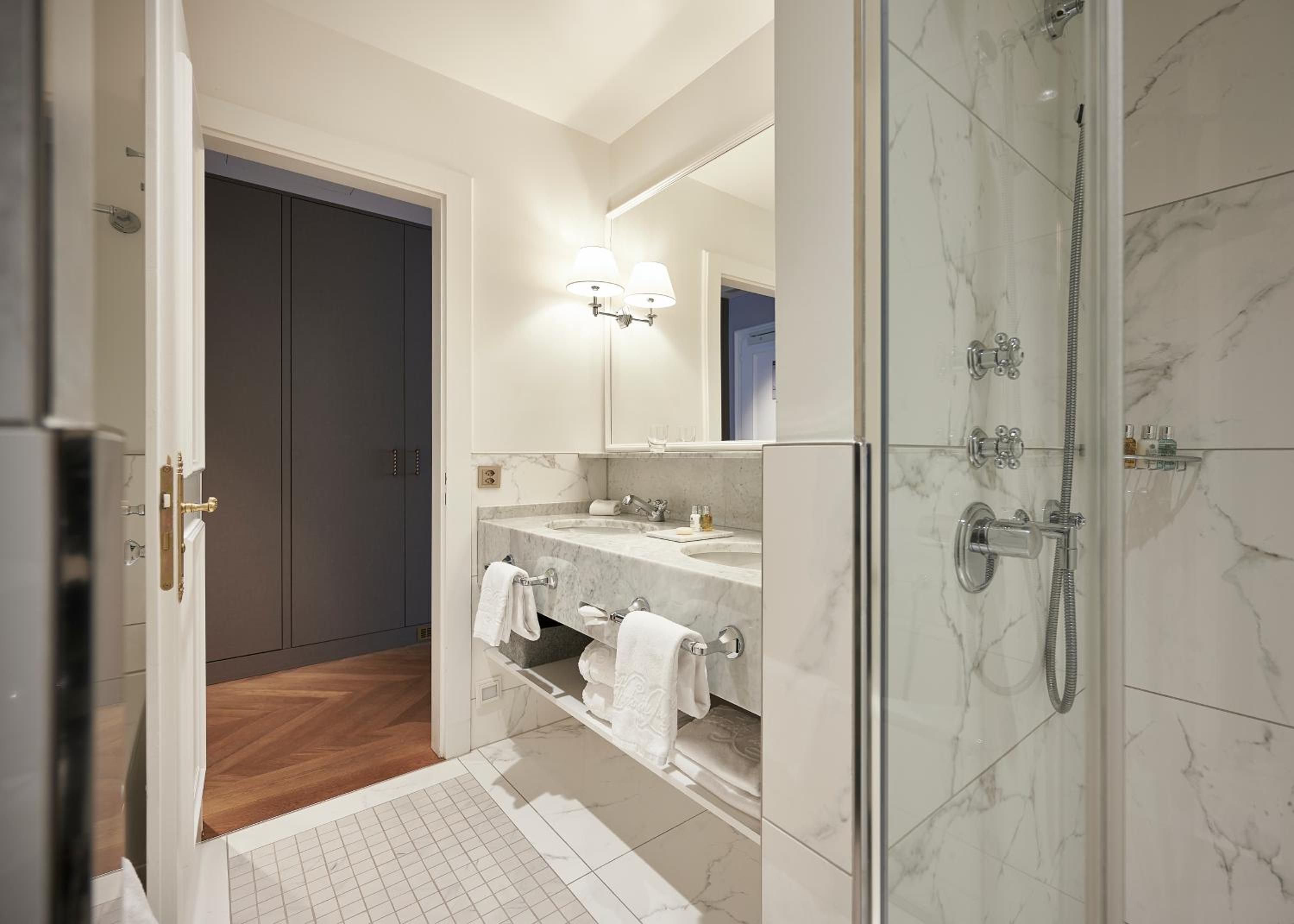 Superior Junior Suite - Photo 5