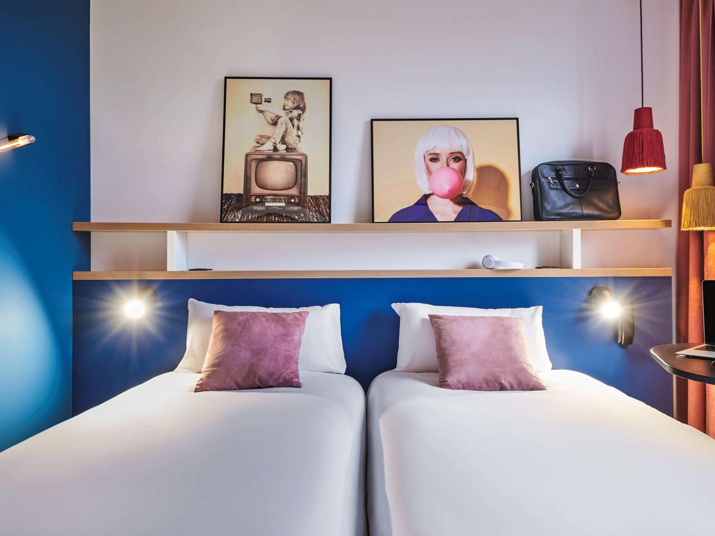Standard Twin Room - Photo 1