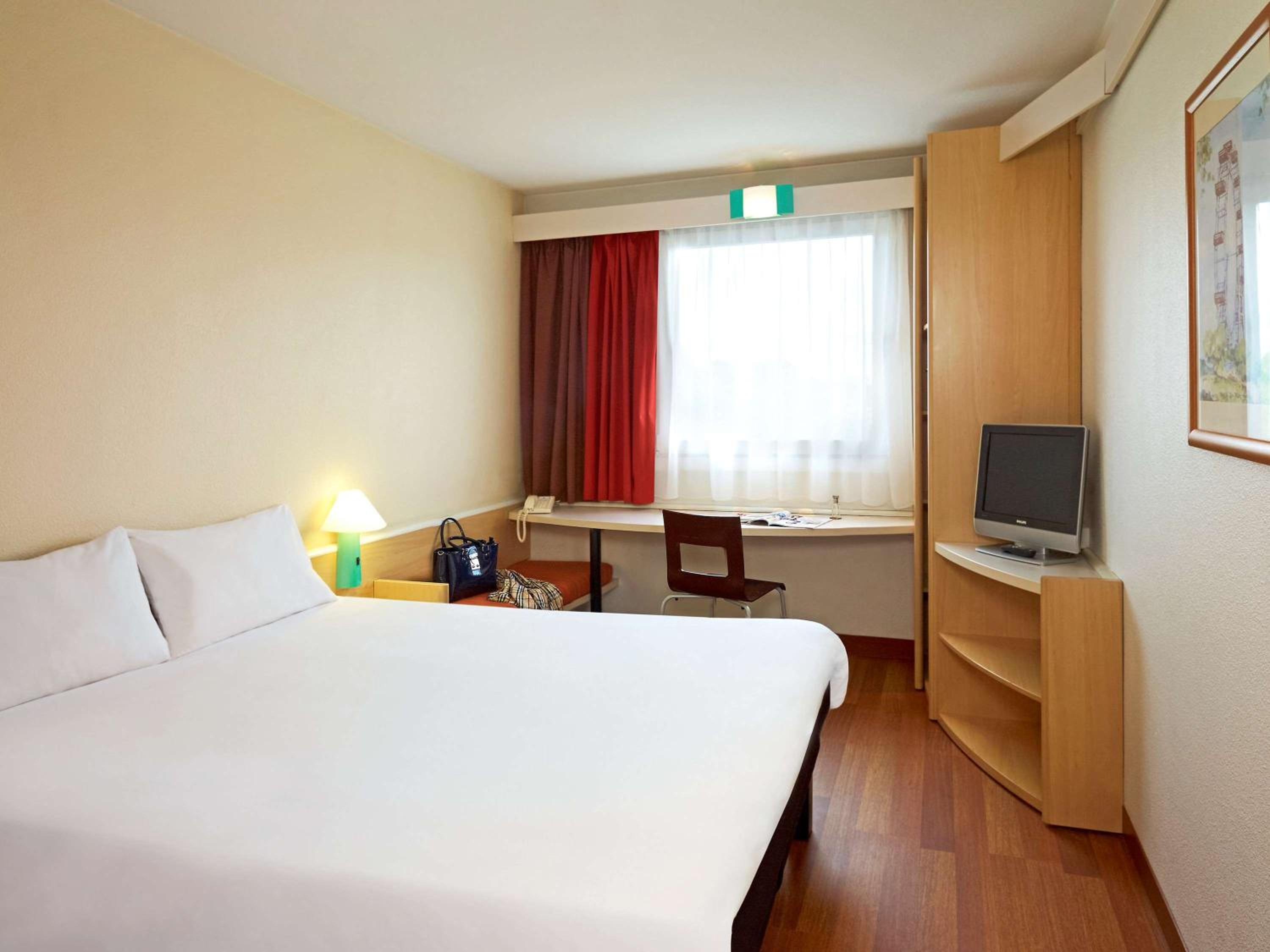 Double Room - Photo 6