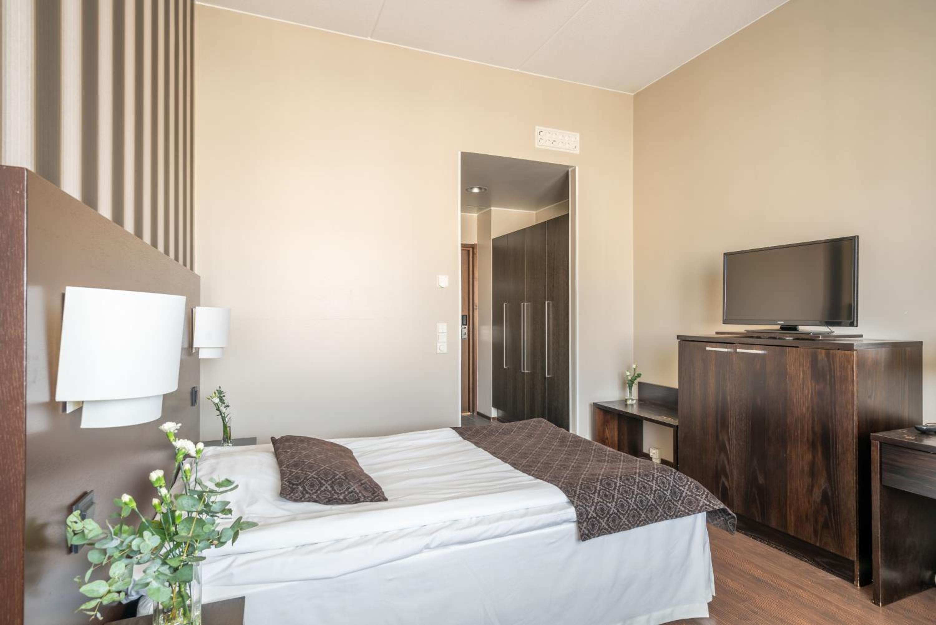Single Room photo 2