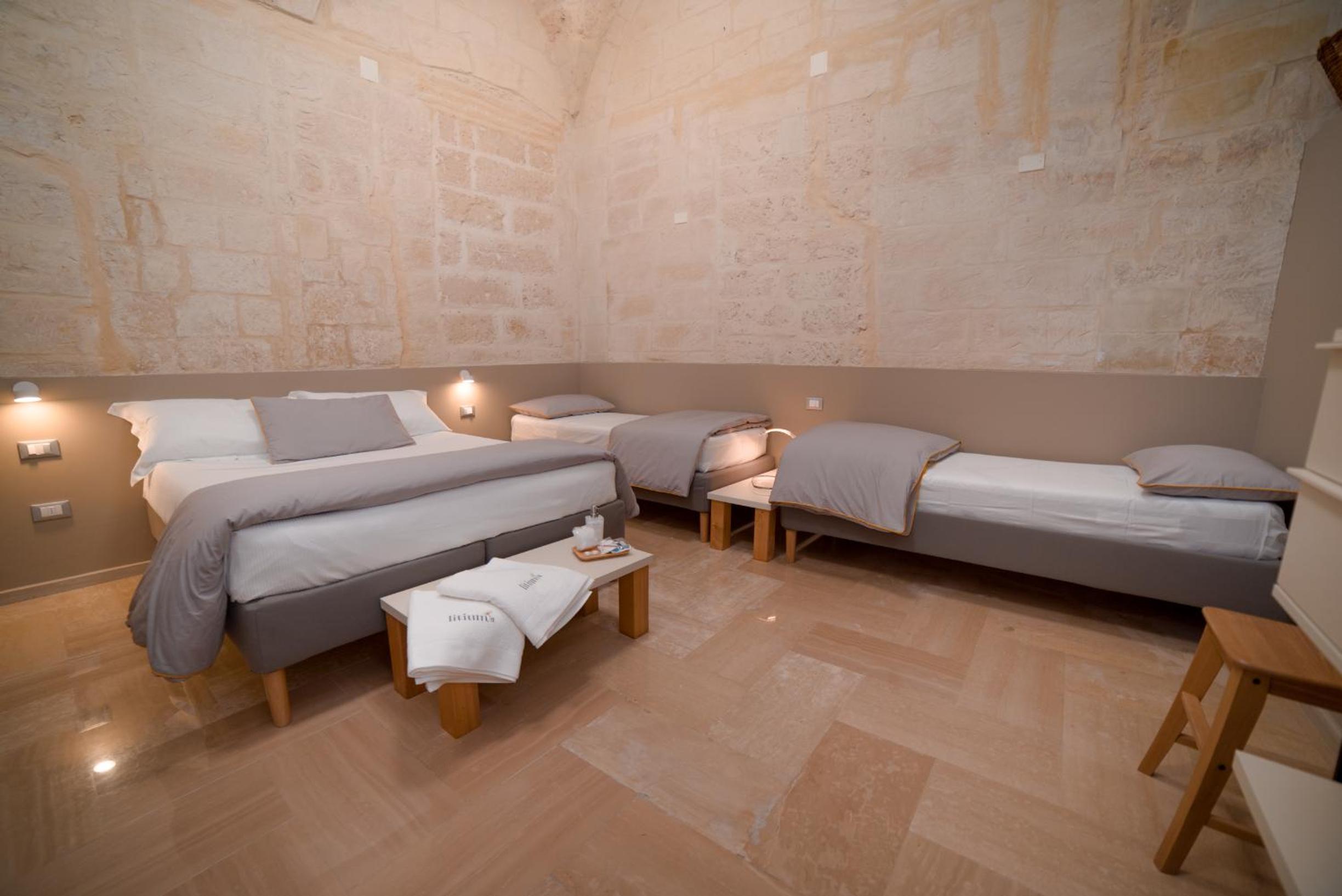 Deluxe Family Room - Photo 5