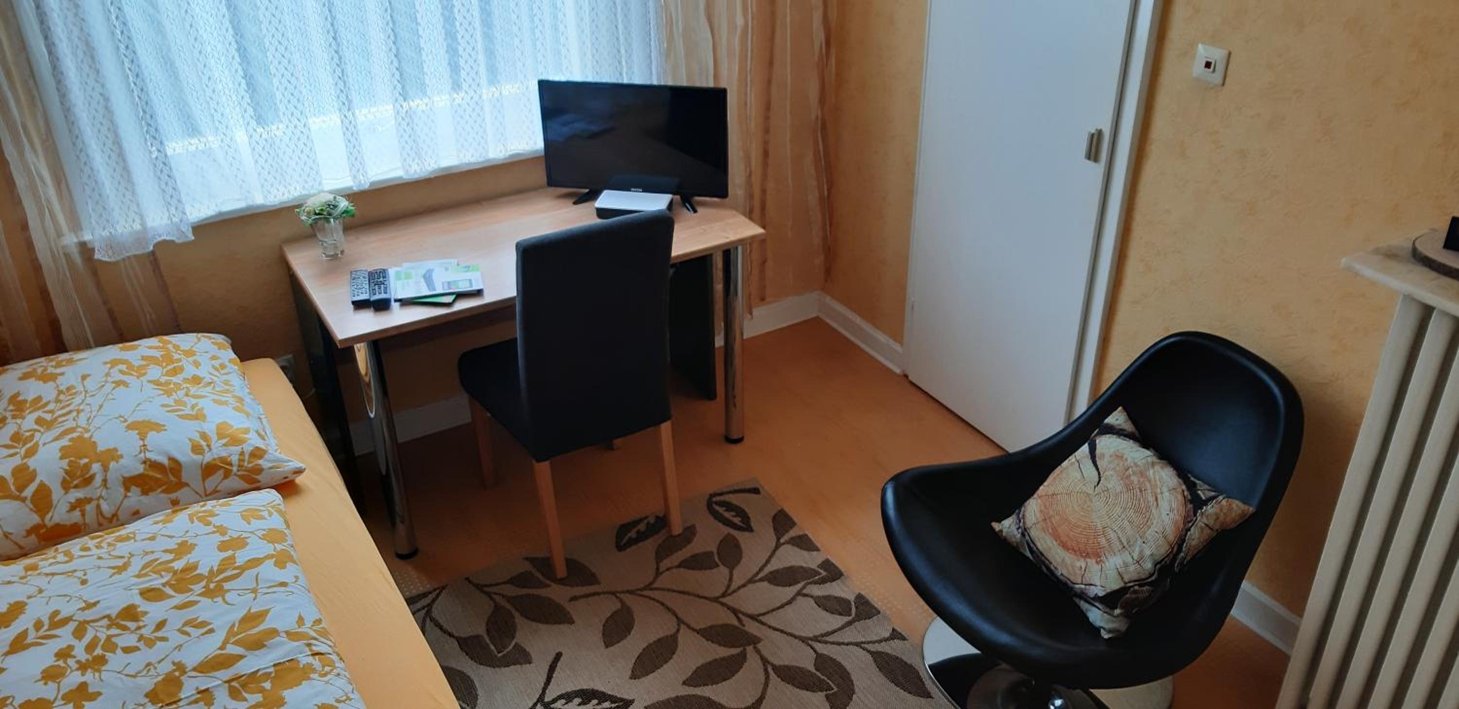 Single Room photo 3