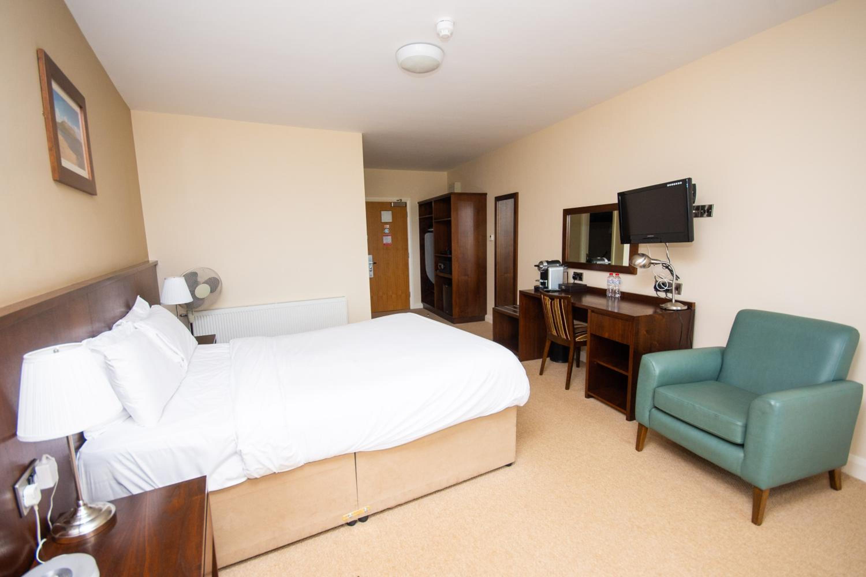 Standard Double Room photo 2