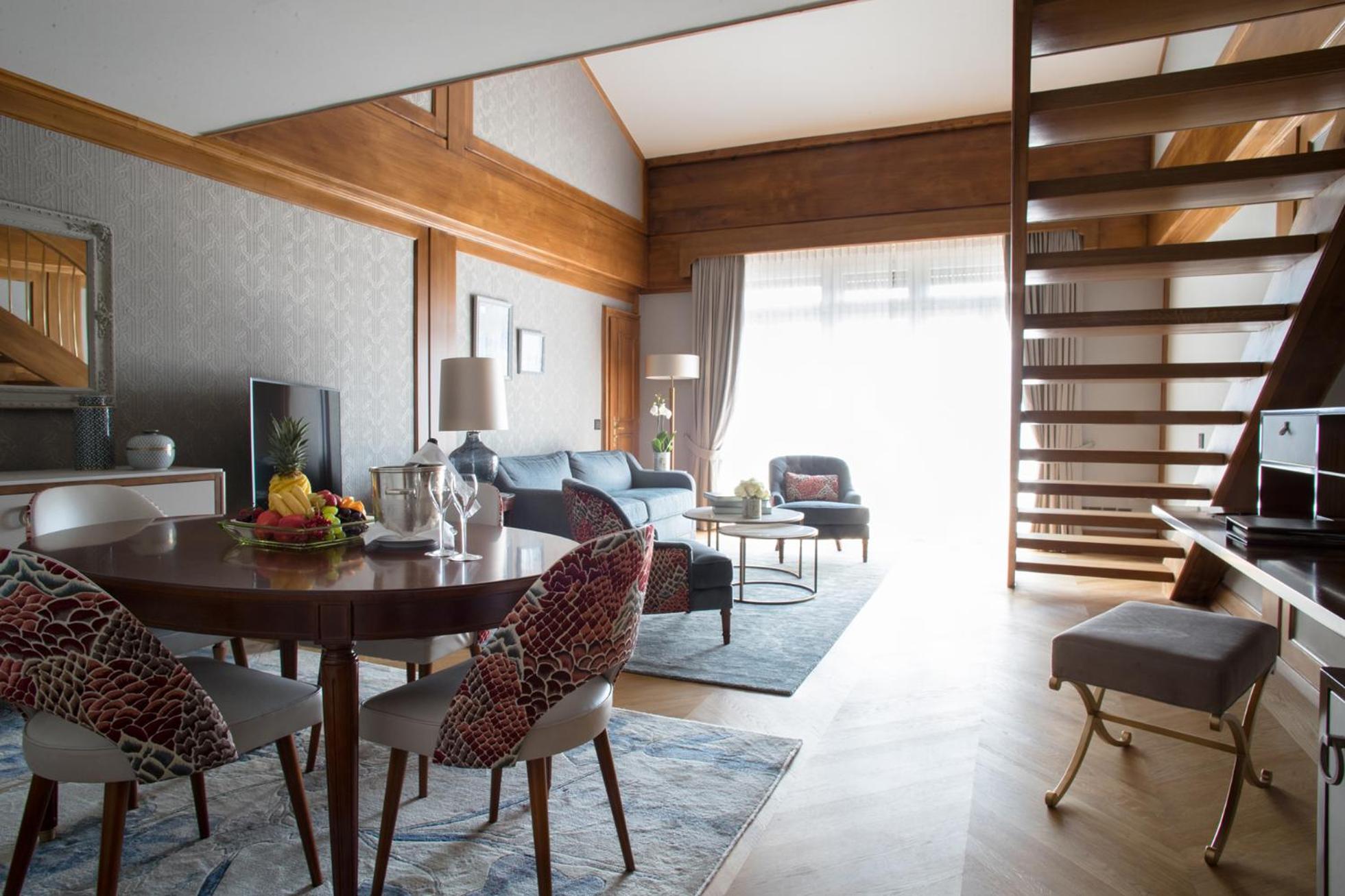 Superior Duplex Suite - Photo 2