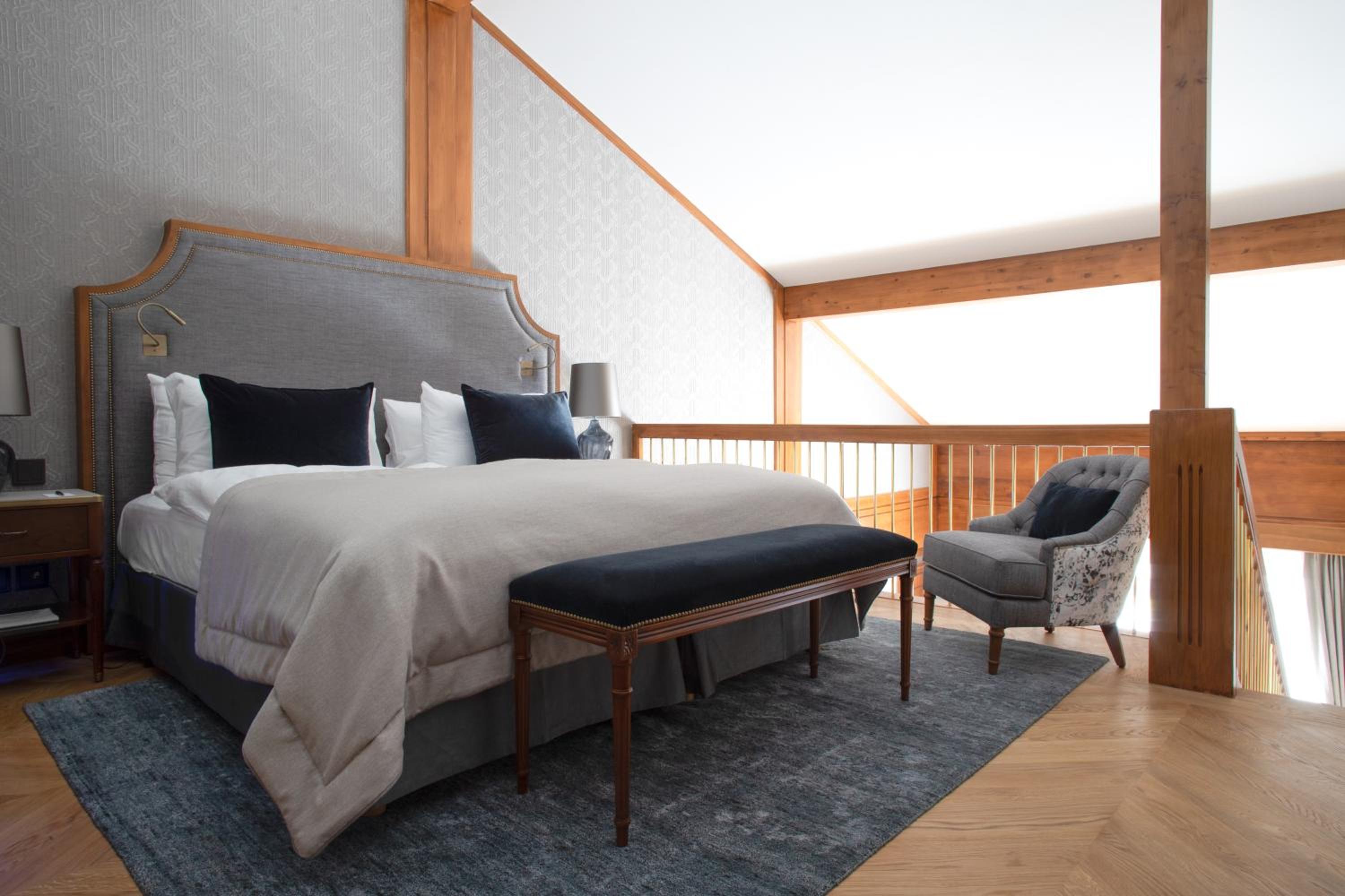 Superior Duplex Suite - Photo 1