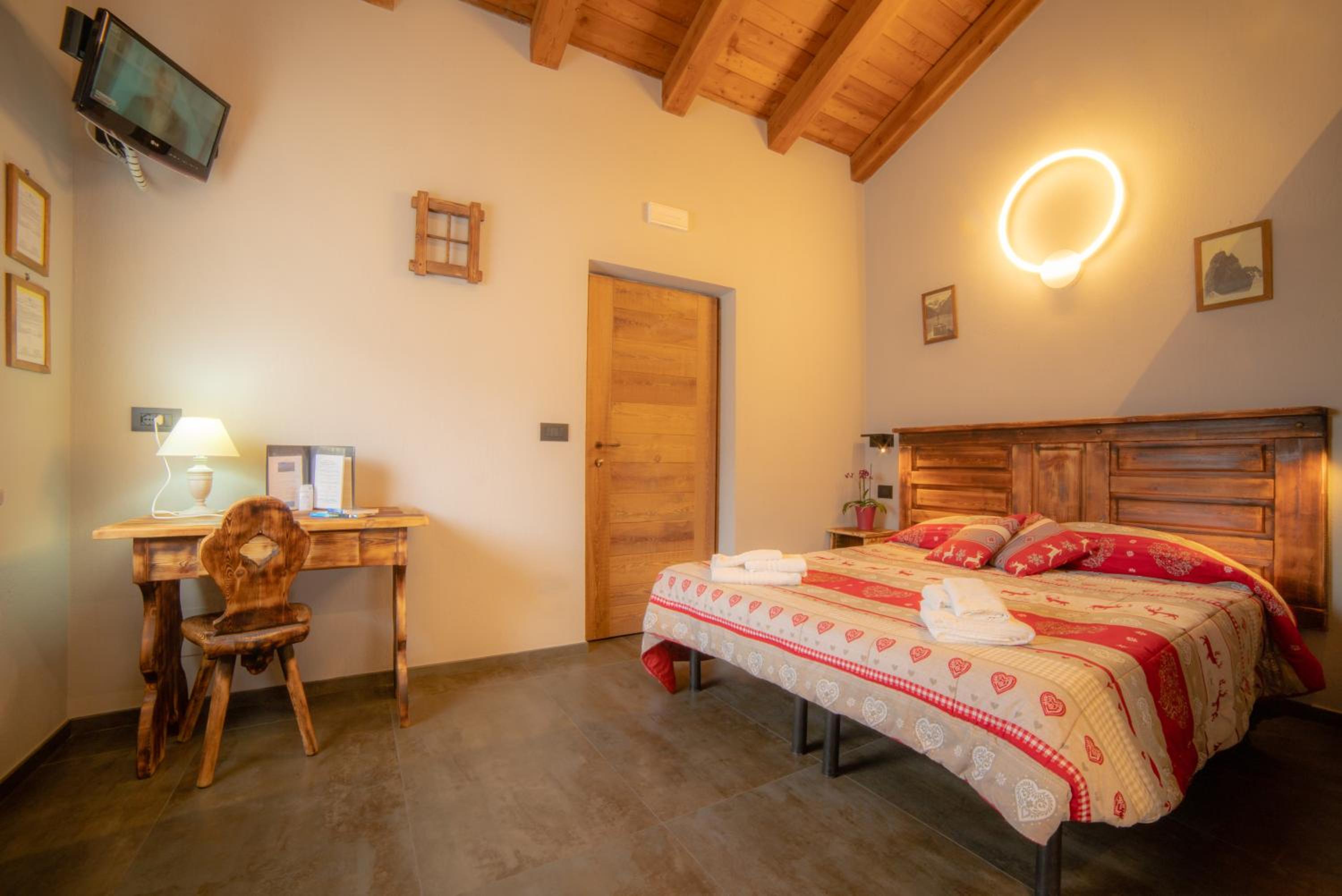 Quadruple Room - Photo 1