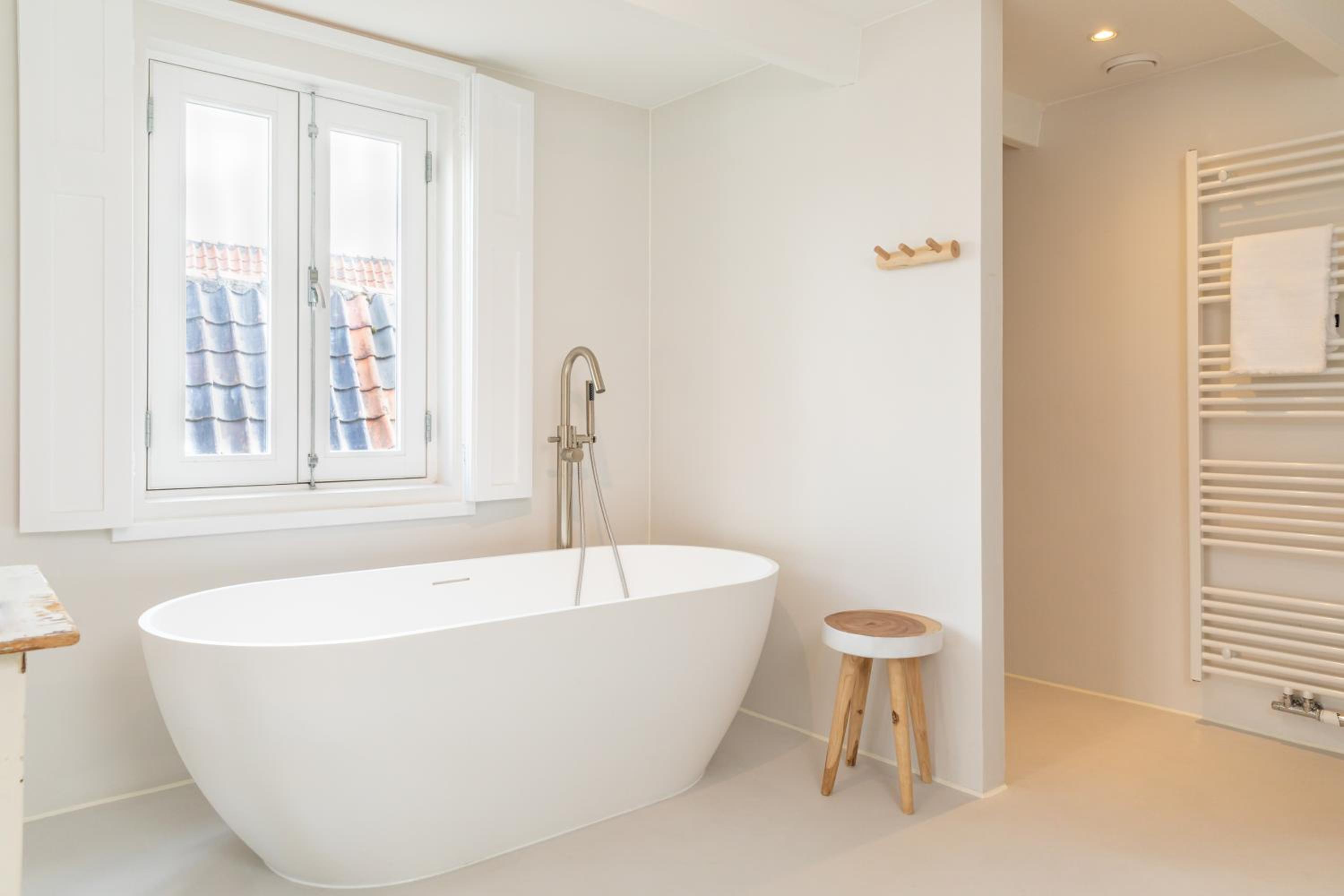 Family Room - Photo 2