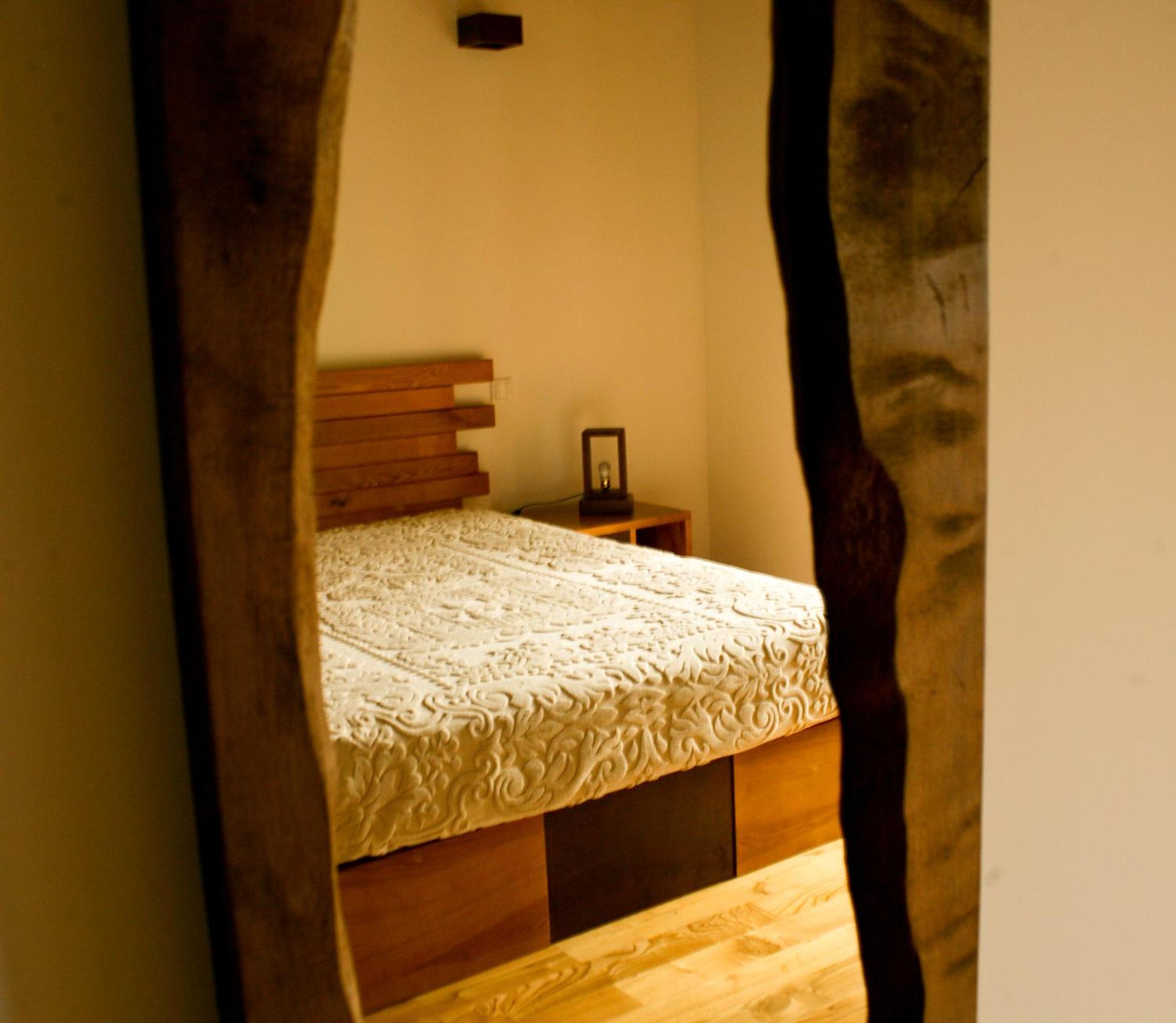 Double Room with Balcony - Photo 12