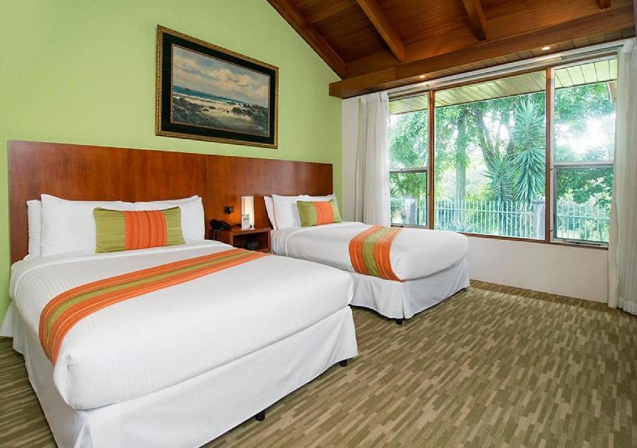 Deluxe Double Room with Two Queen Beds