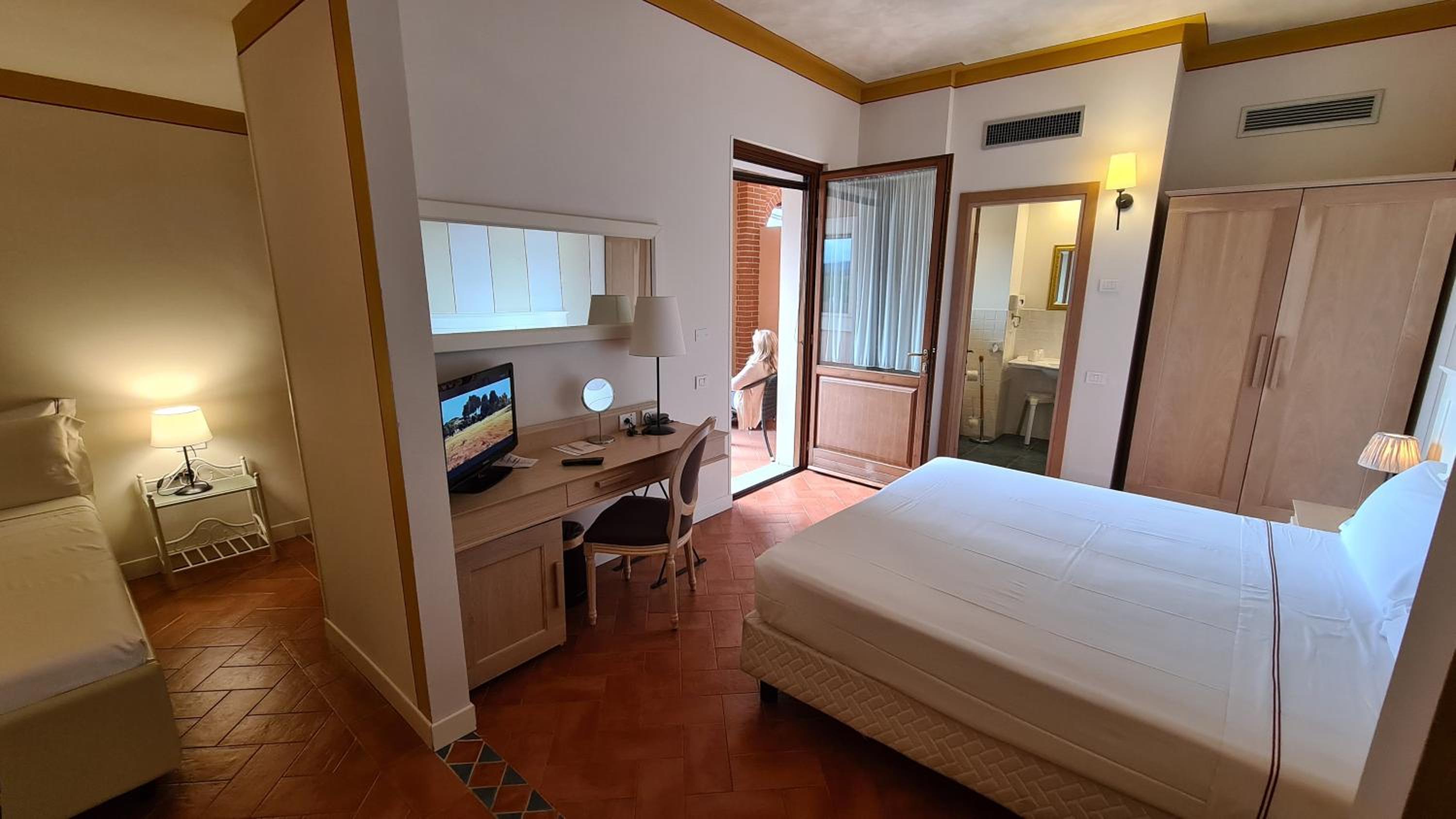 Superior Triple Room - Photo 6