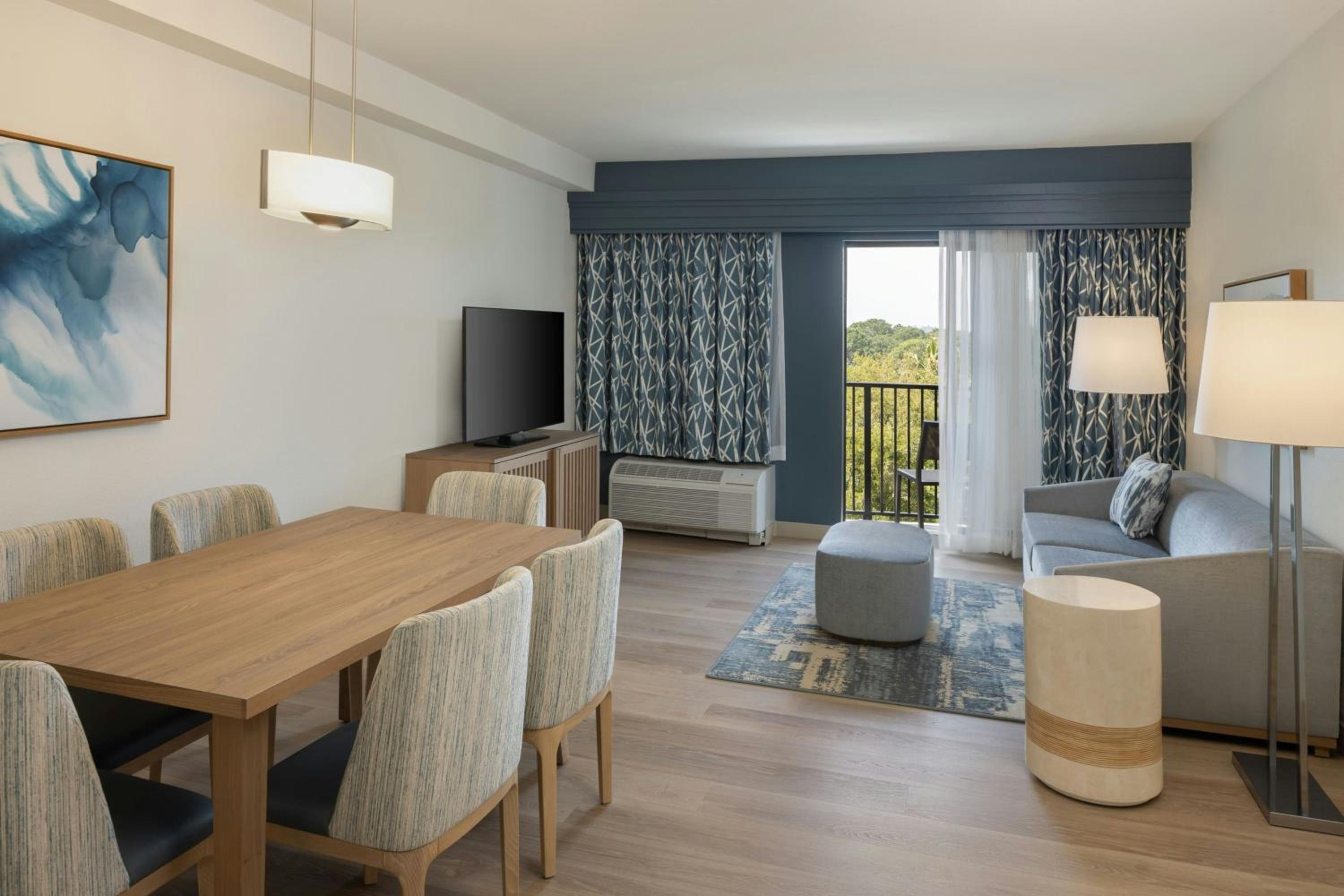 One-Bedroom King Suite with Balcony and Sofa Bed