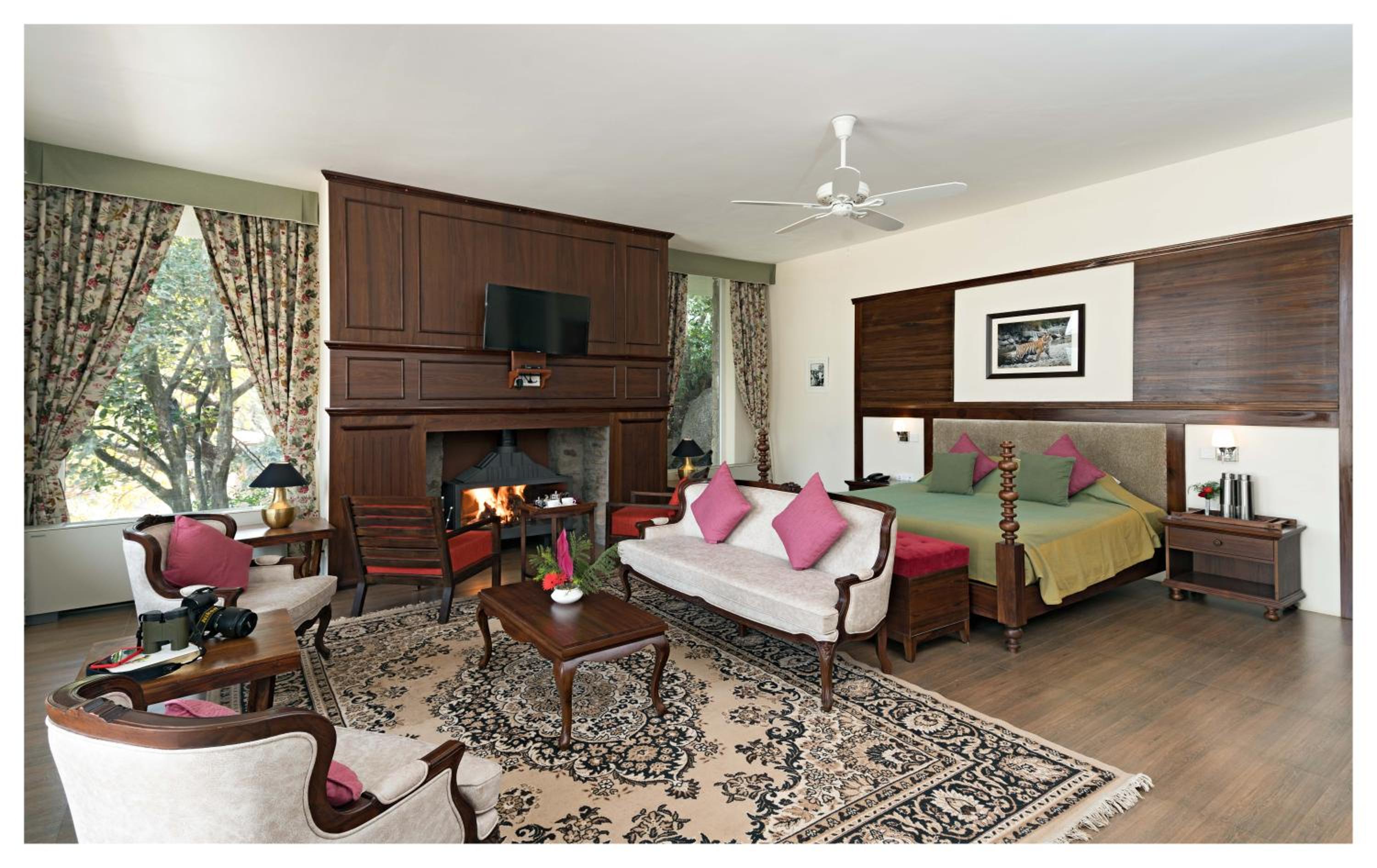 Suite with Mountain View - Photo 1