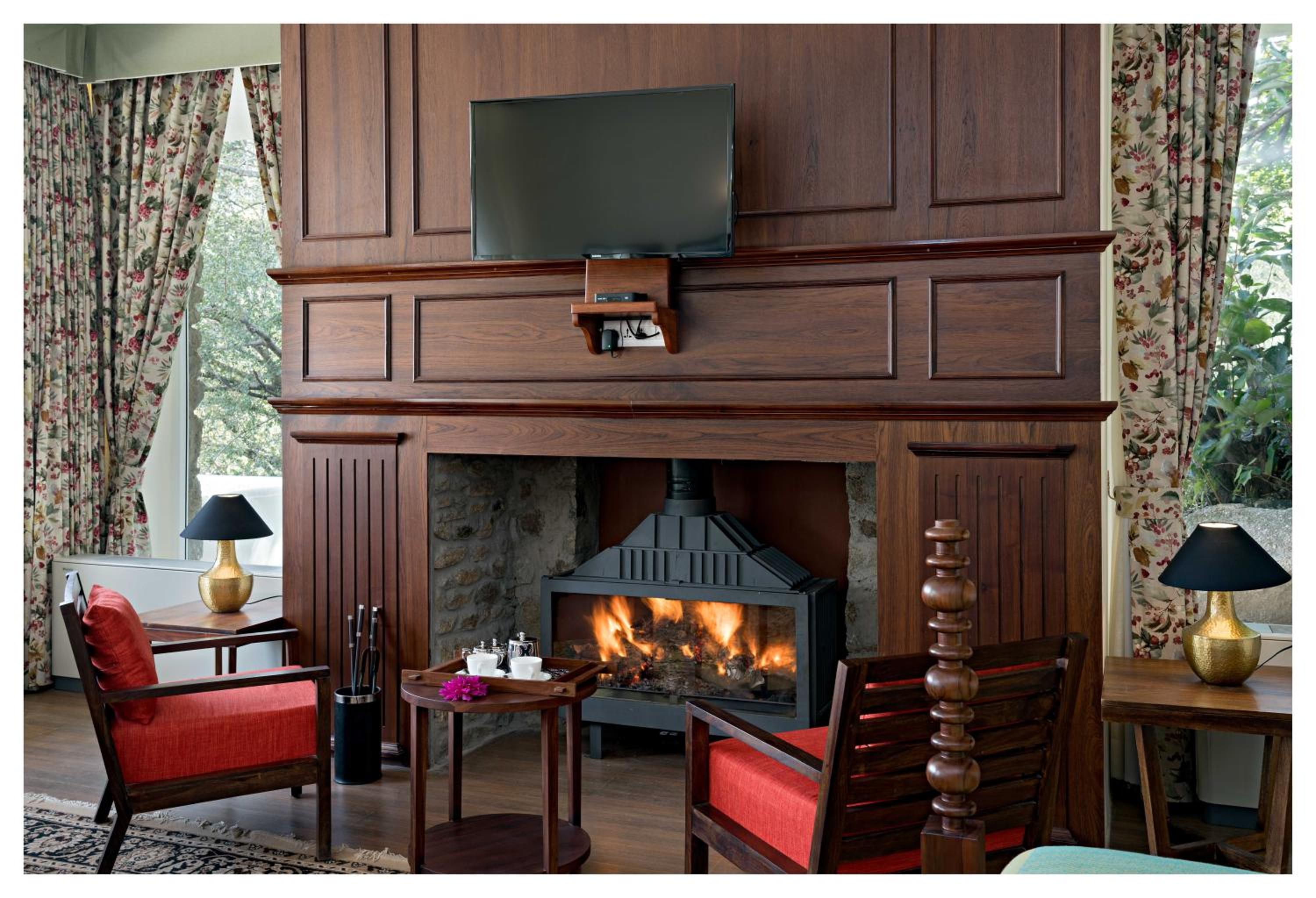 Suite with Mountain View - Photo 2