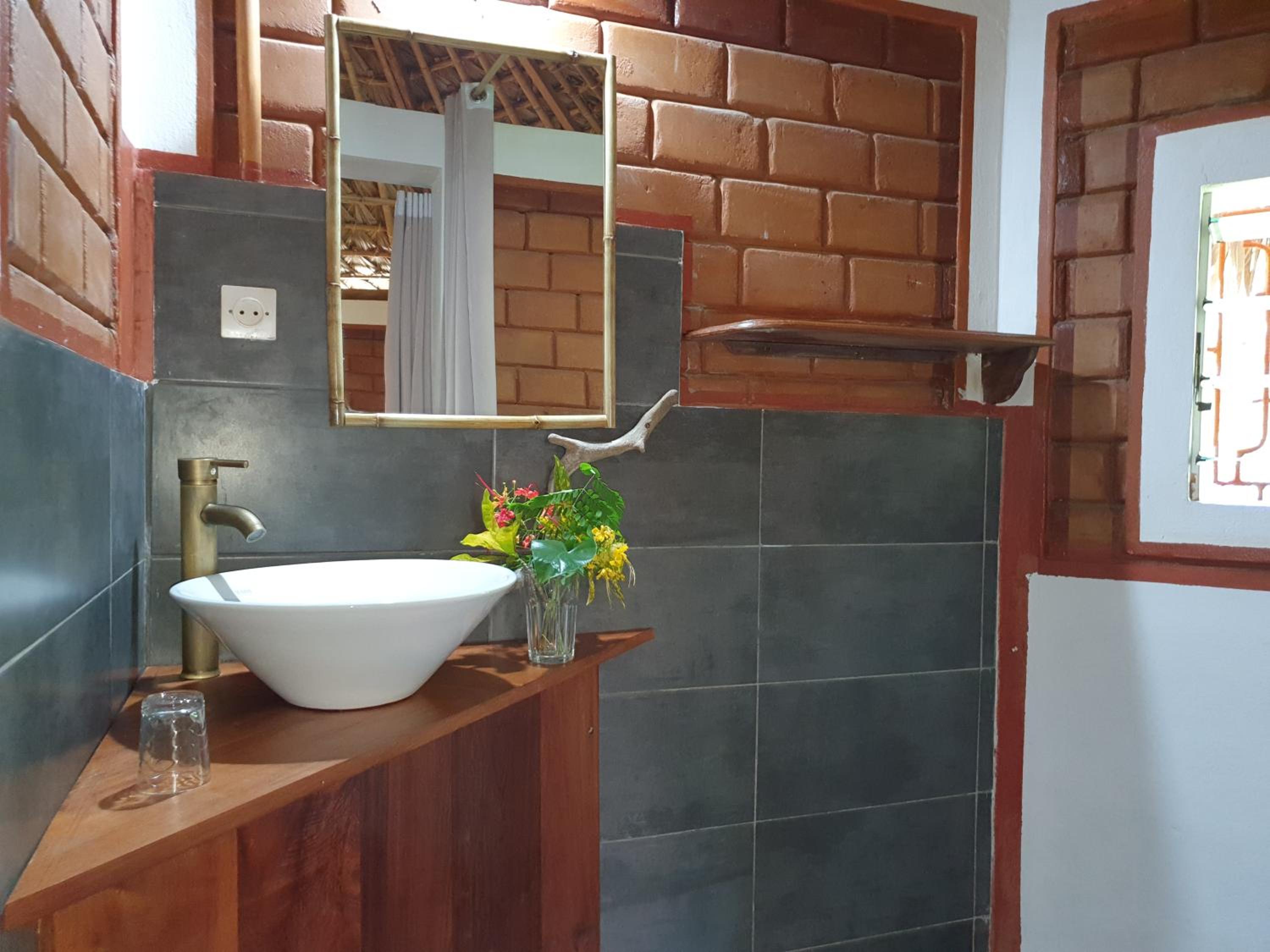 Bungalow photo 1