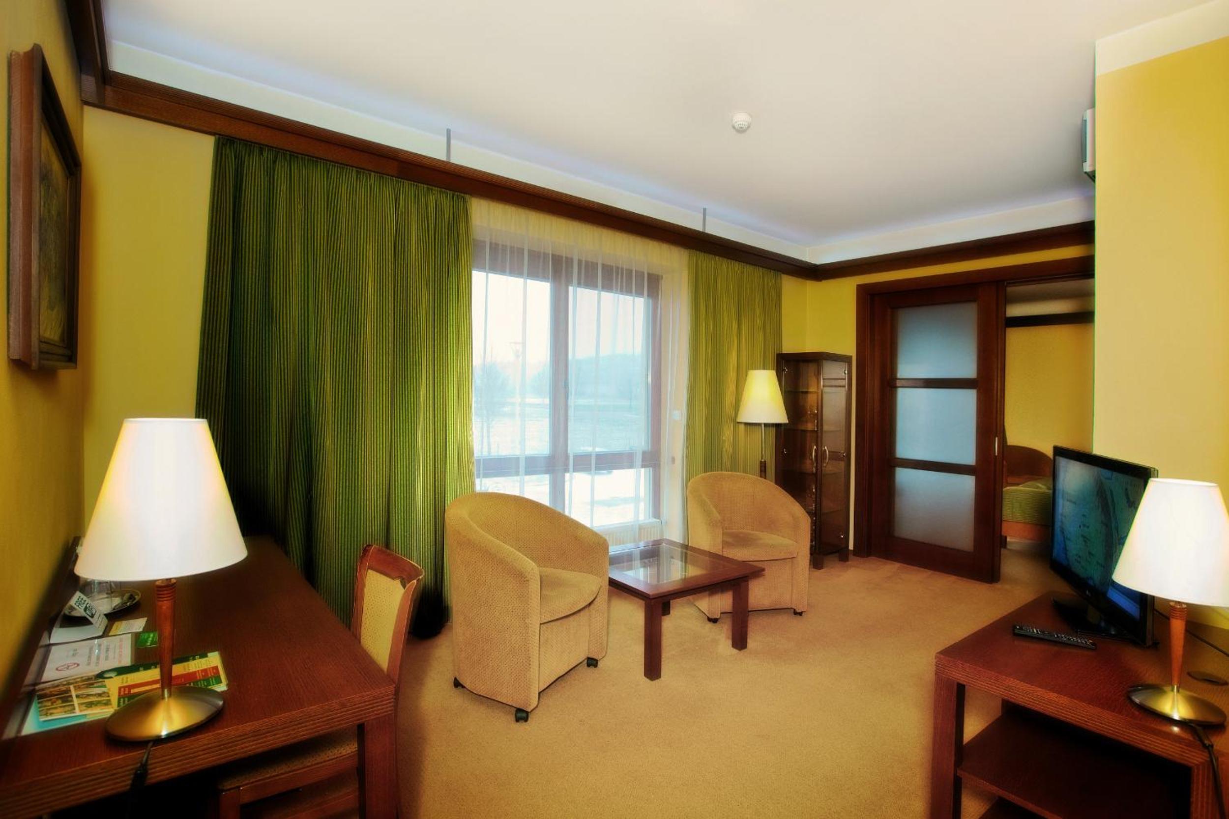 Superior Suite - Free Access to Spa - Photo 2