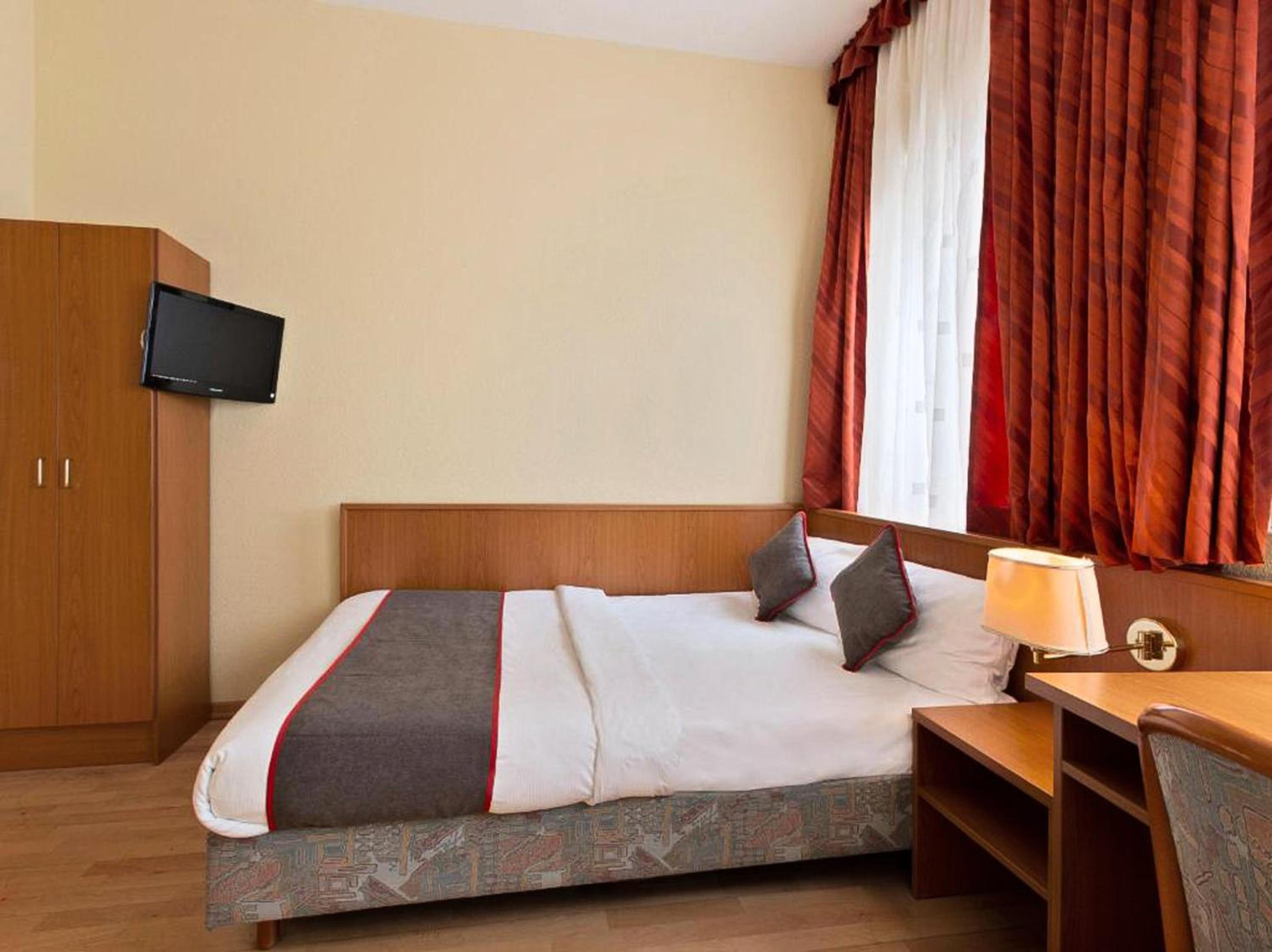 Double Room photo 2